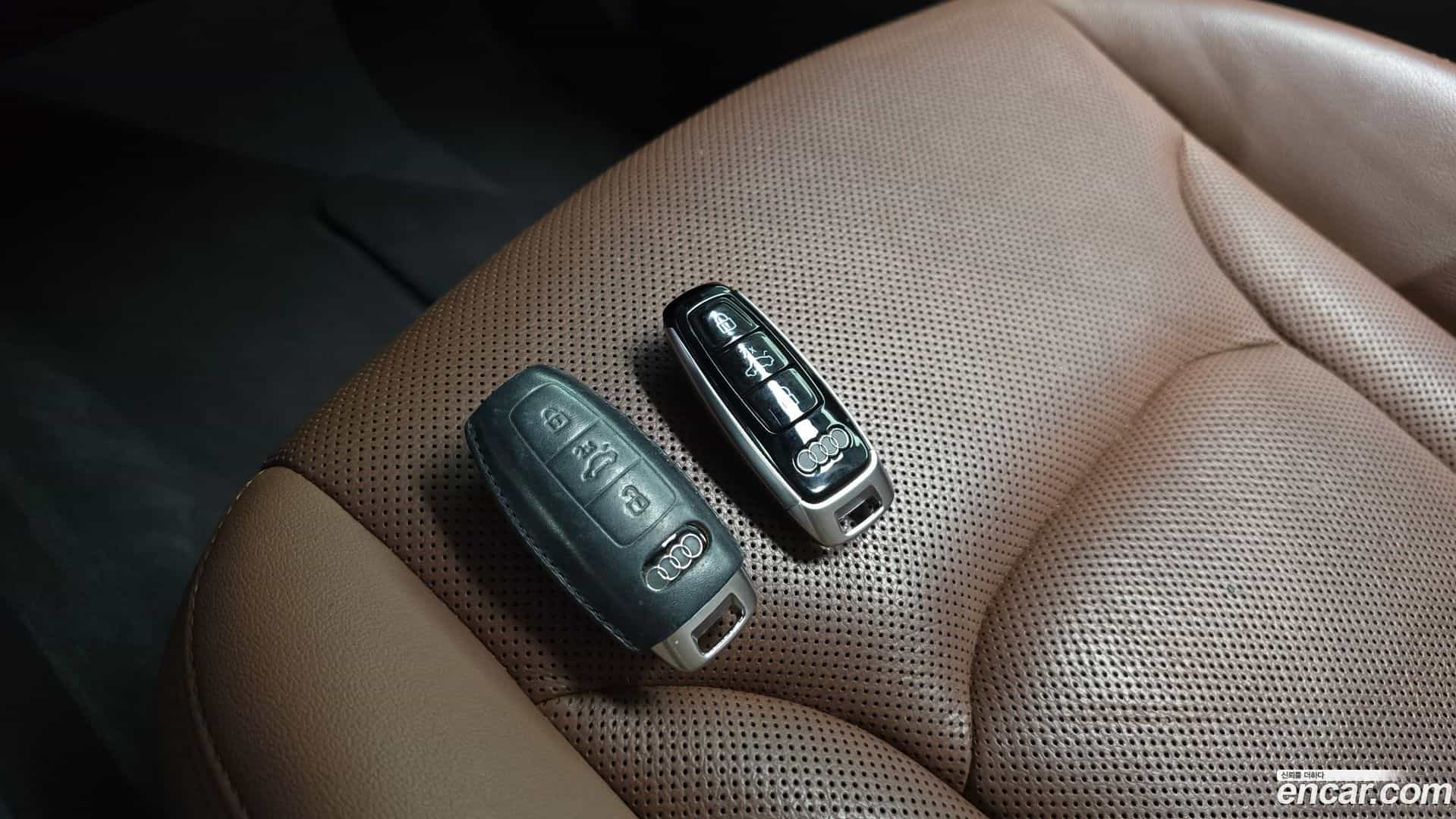 Q7 Audi 2021.6-OPTION-019
