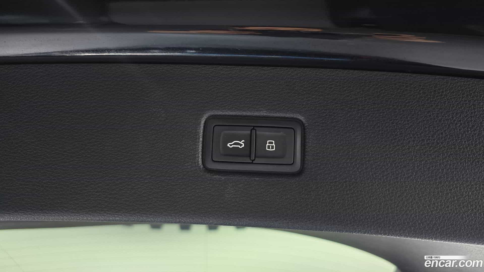 Q7 Audi 2021.6-OPTION-021