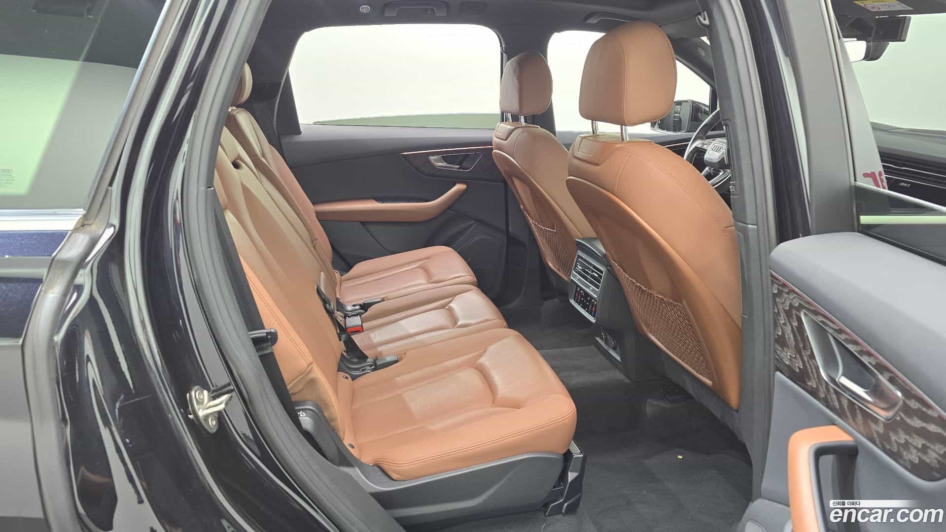 Q7 Audi 2021.6-OPTION-023