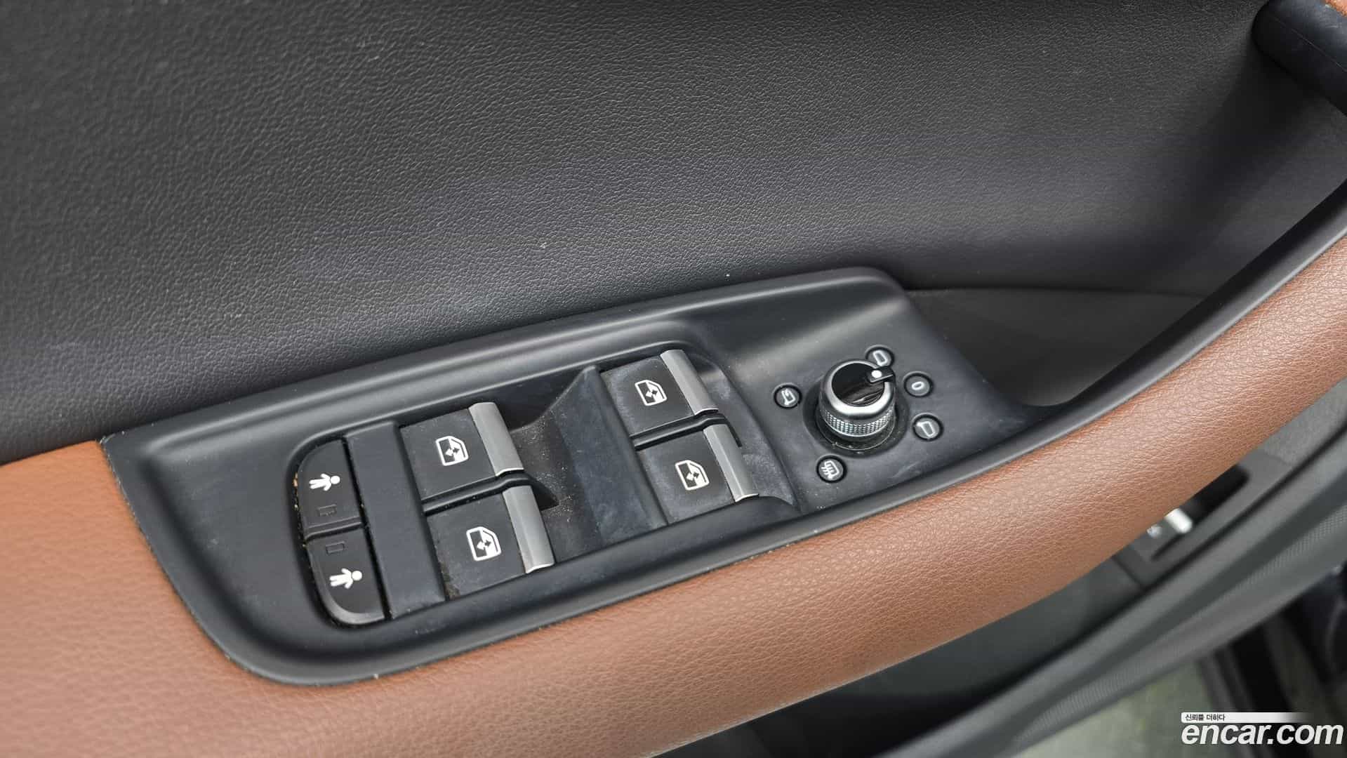 Q7 Audi 2021.6-OPTION-048