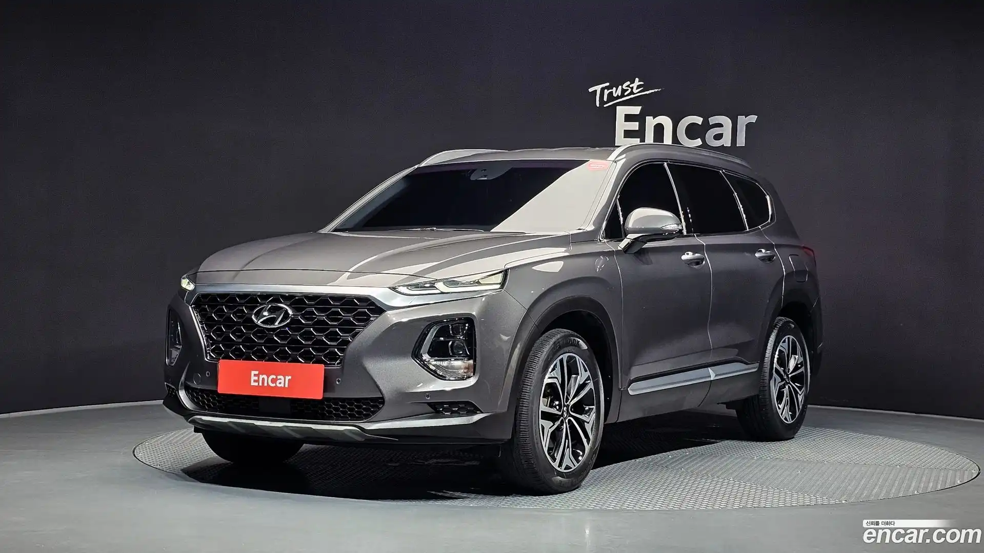 Santafe Hyundai 2019.8-OUTER-001