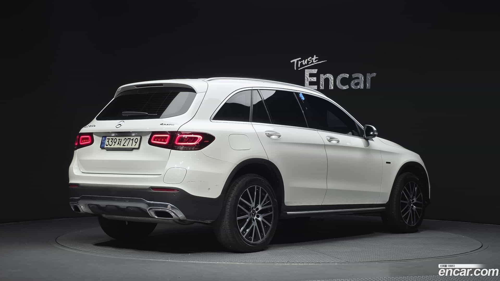 GLC-Class Mercedes-Benz 2021.4-OUTER-002