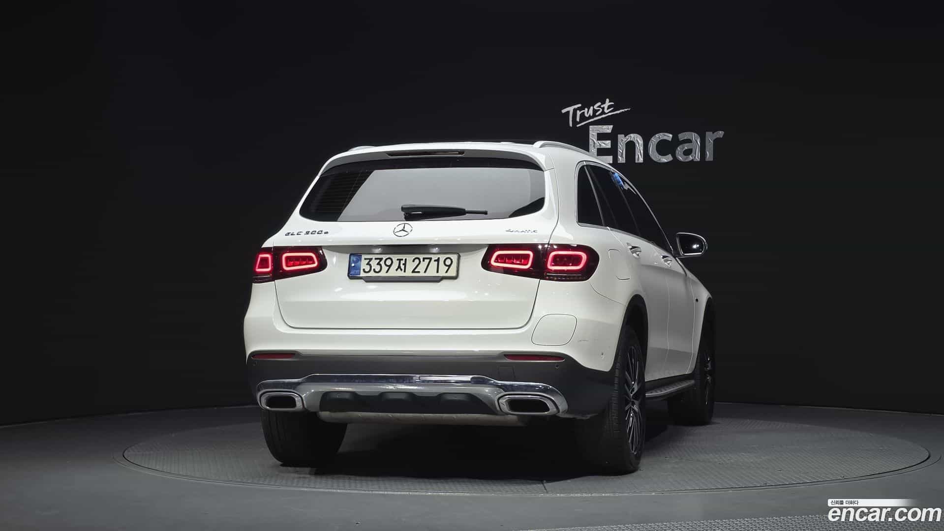 GLC-Class Mercedes-Benz 2021.4-OUTER-004