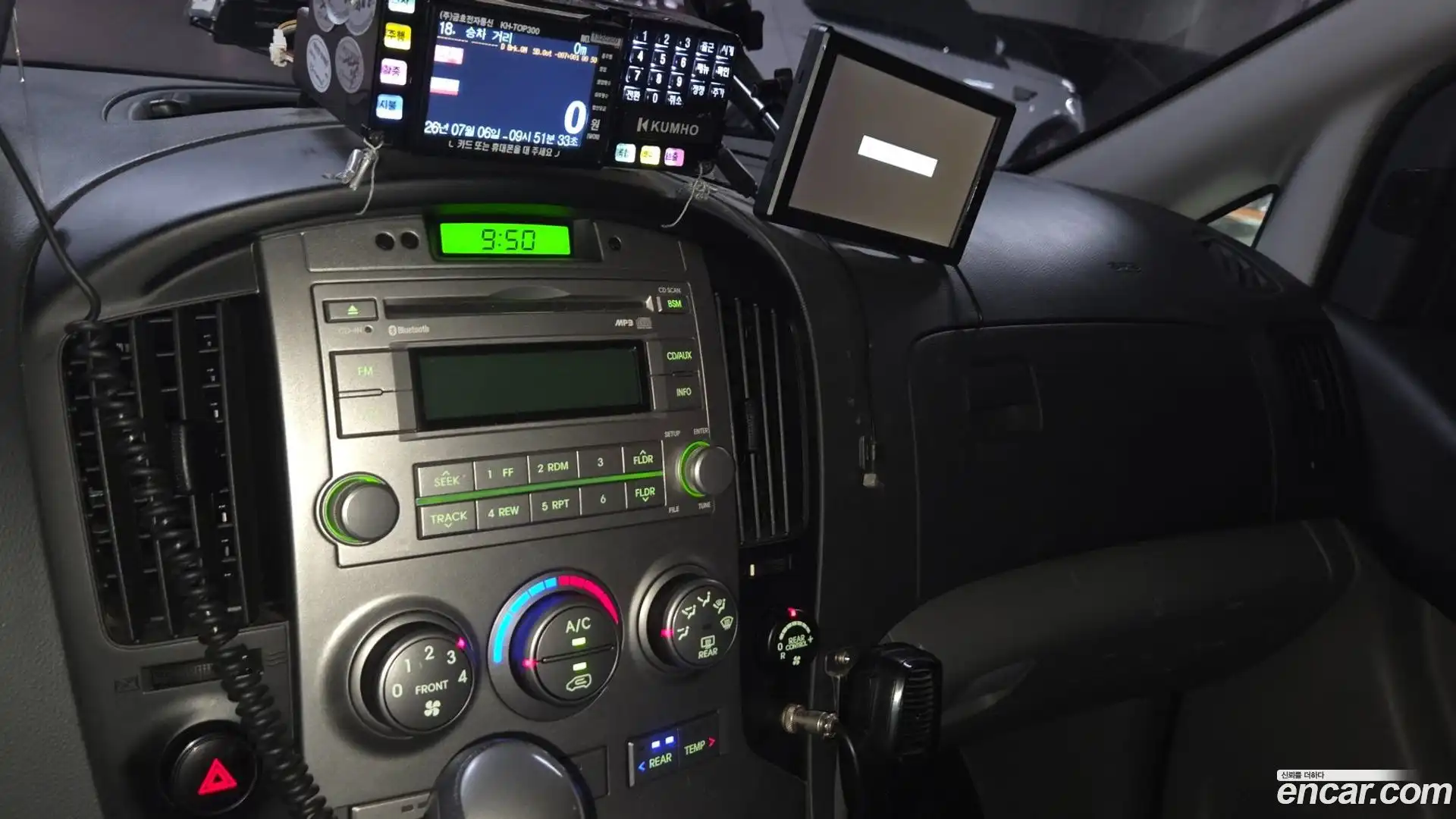Starex Hyundai 2015.6-OPTION-018