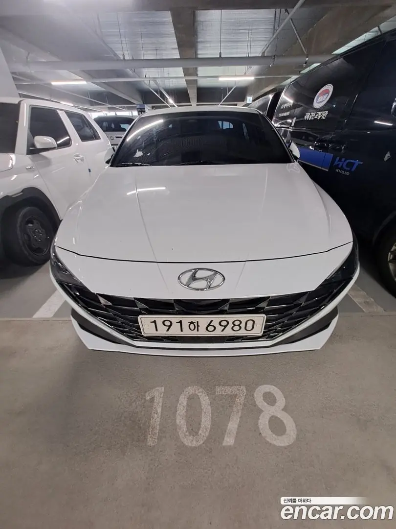 Main__Slider__Photo:AVANTE Hyundai 2022.3-0