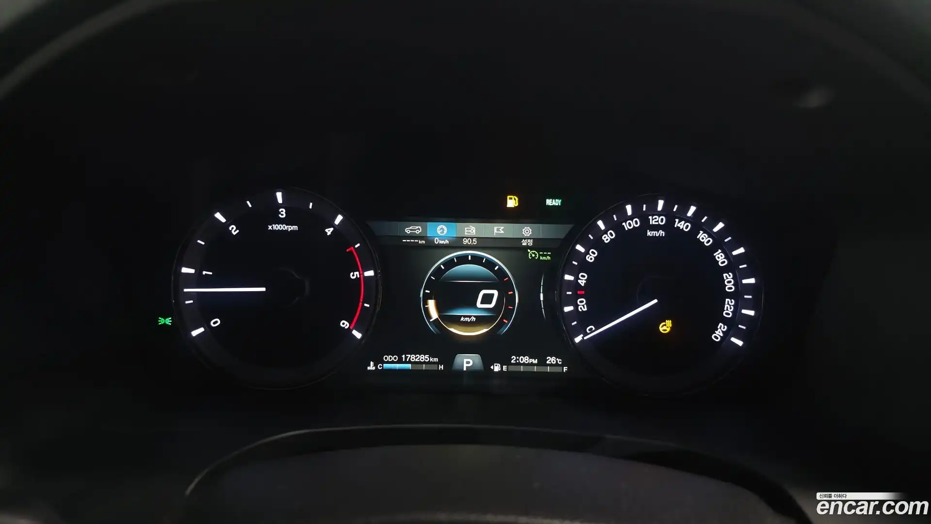 Rexton KG Mobility 2018.6-INNER-008