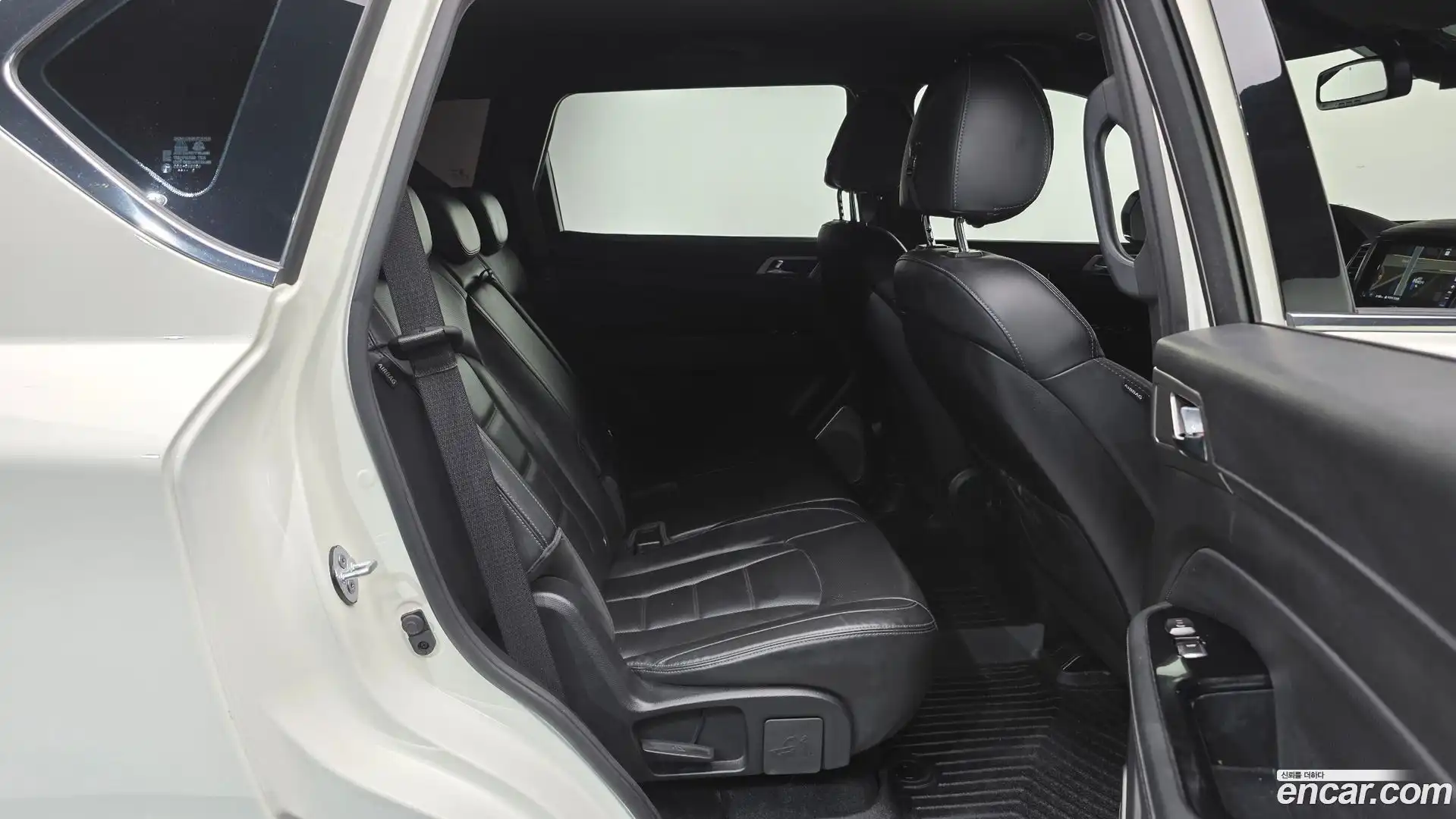 Rexton KG Mobility 2018.6-OPTION-015