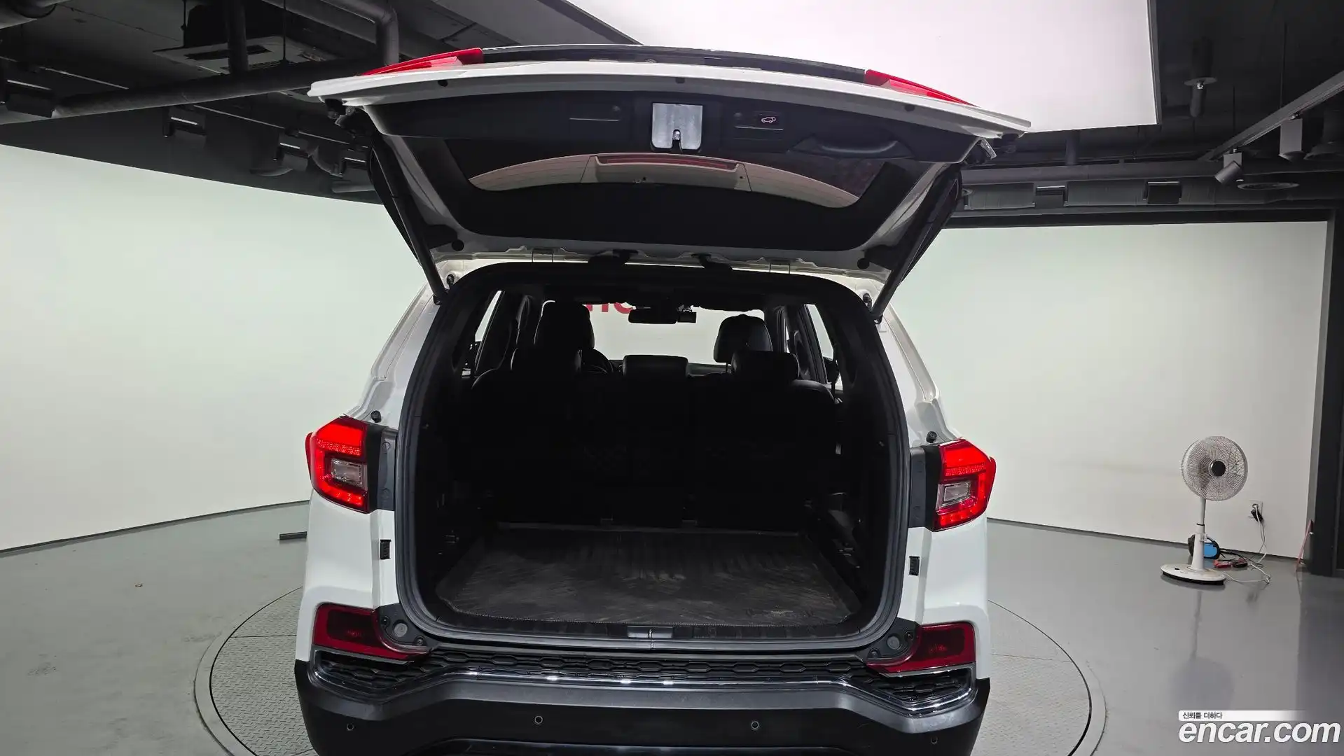 Rexton KG Mobility 2018.6-OPTION-024