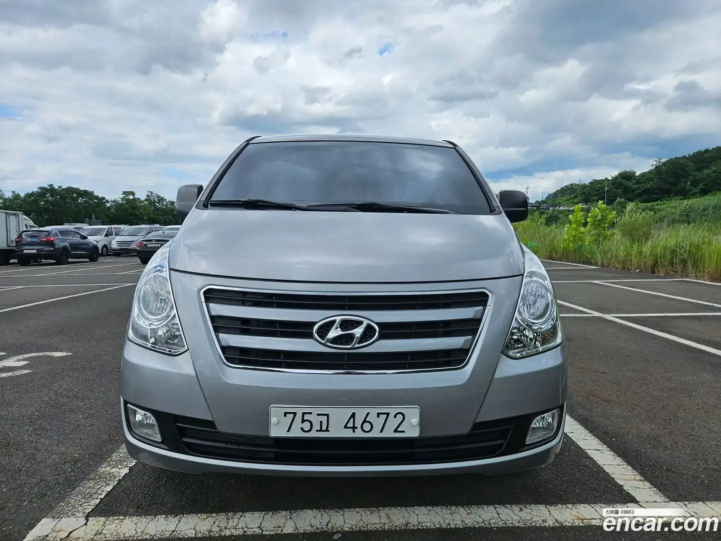 Starex Hyundai 2016.0-OUTER-001