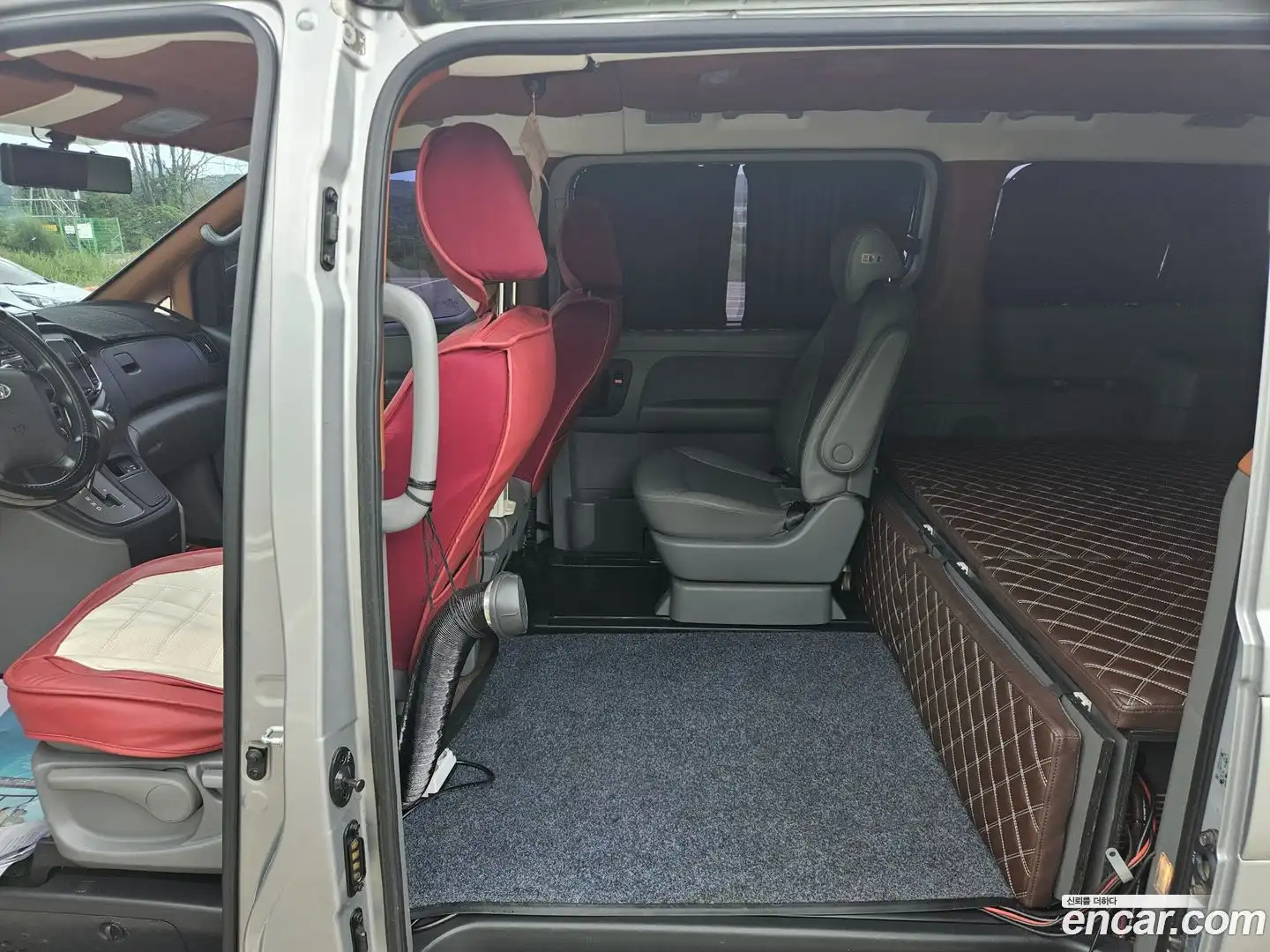 Starex Hyundai 2016.0-INNER-010