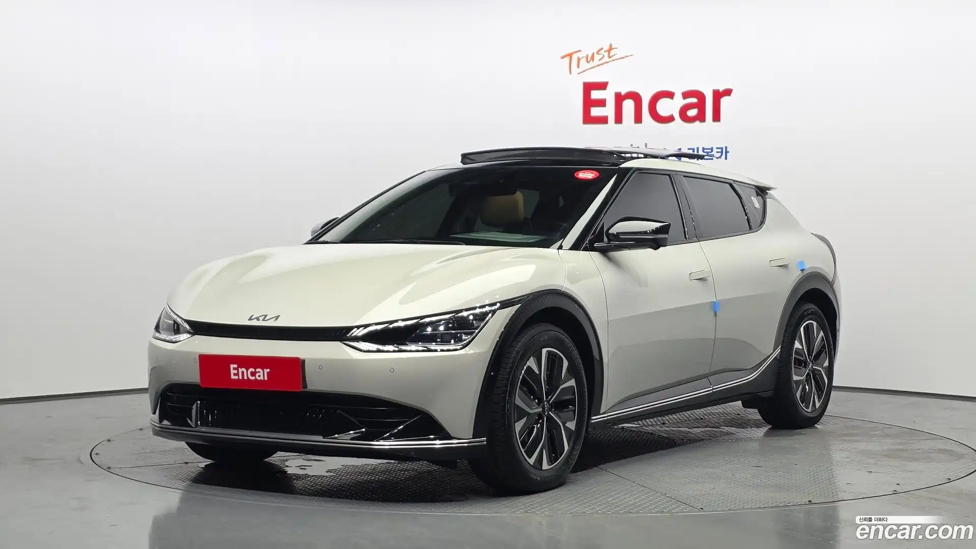EV6 Kia 2023.9-OUTER-001