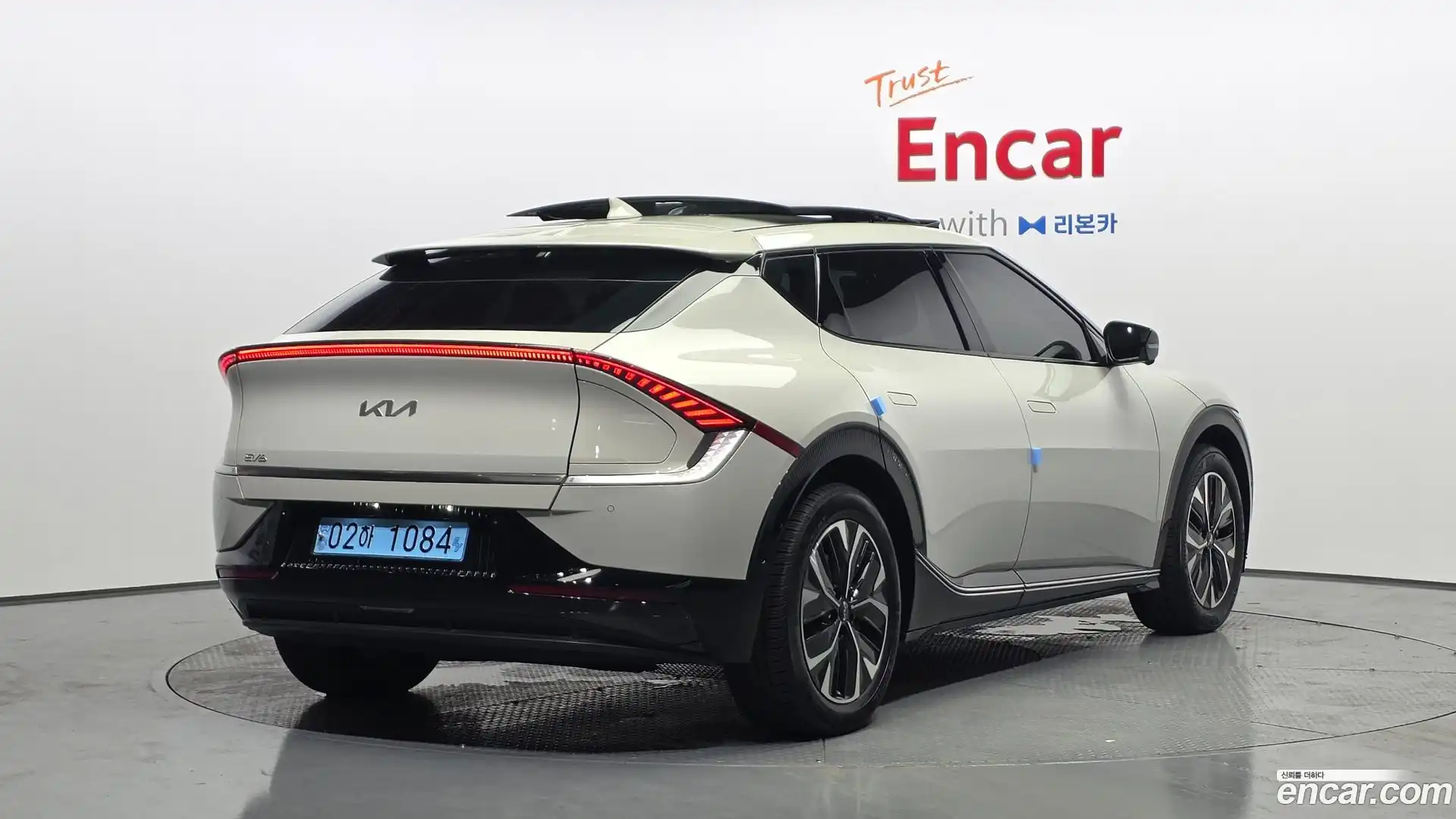EV6 Kia 2023.9-OUTER-002
