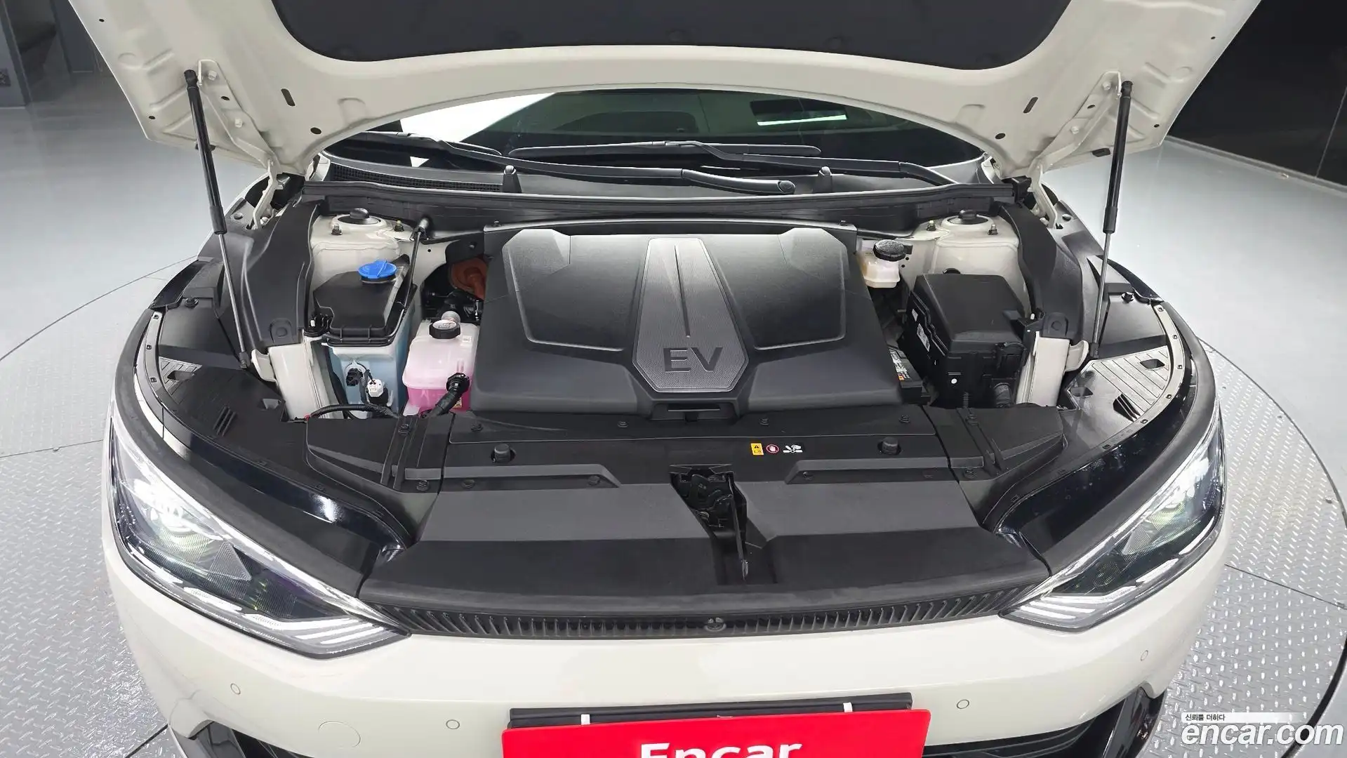 EV6 Kia 2023.9-OUTER-006