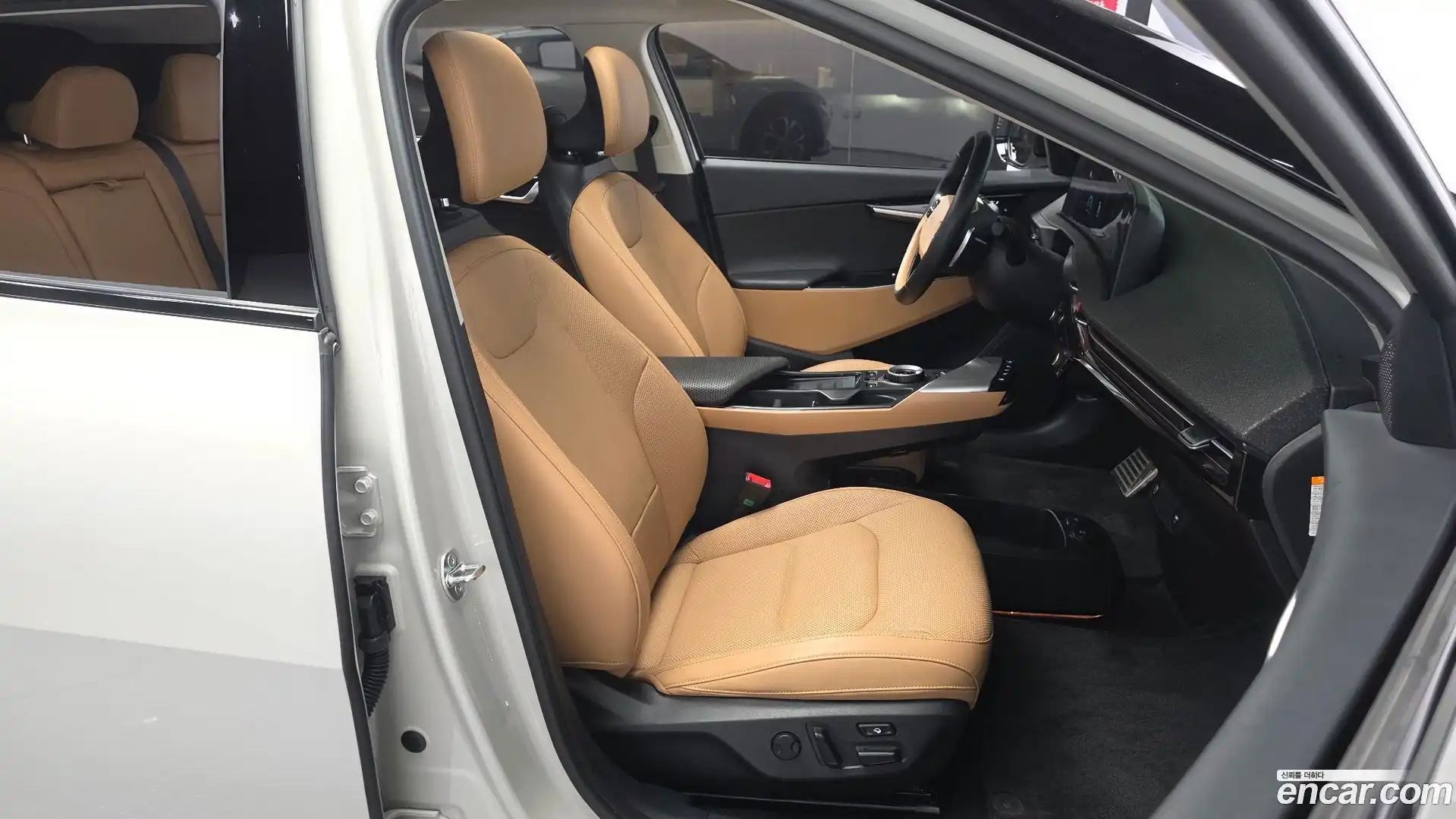 EV6 Kia 2023.9-INNER-036