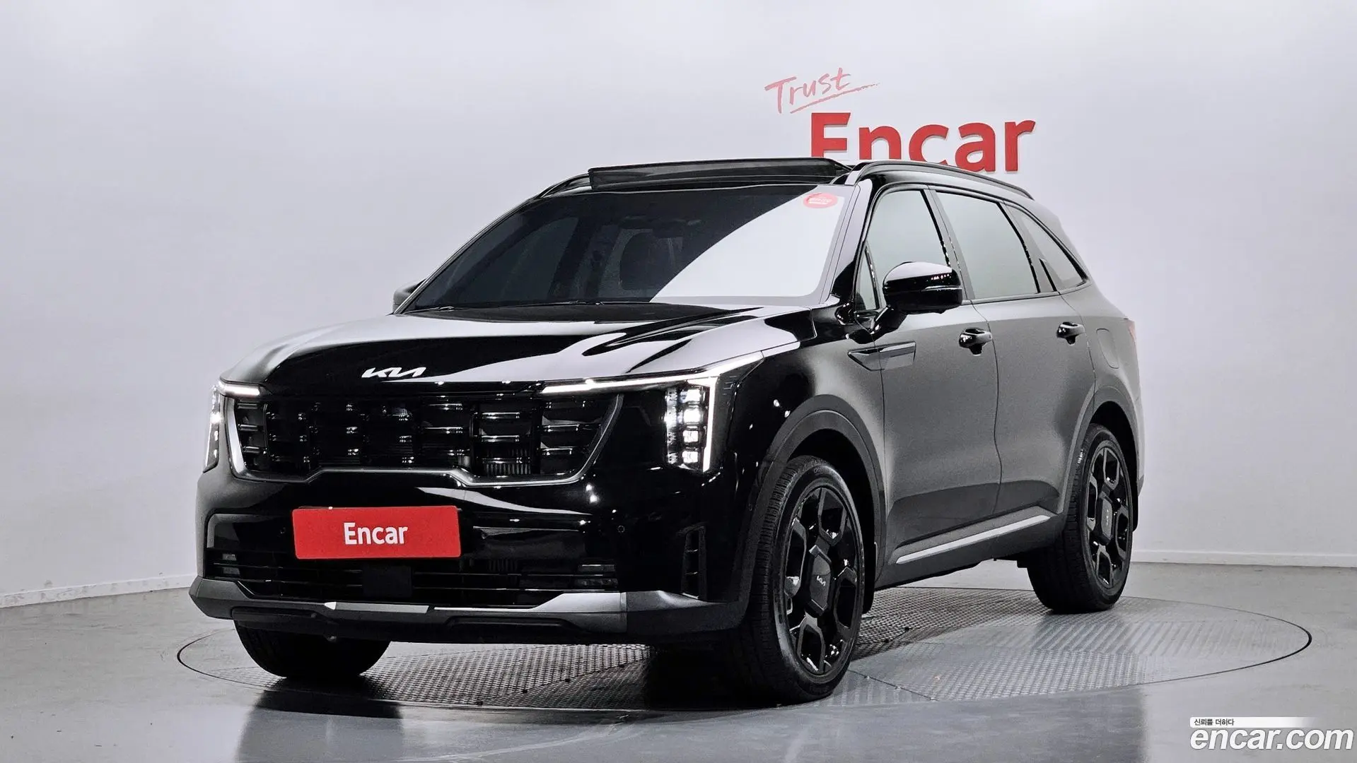 Main__Slider__Photo:Sorento Kia 2024.4-0