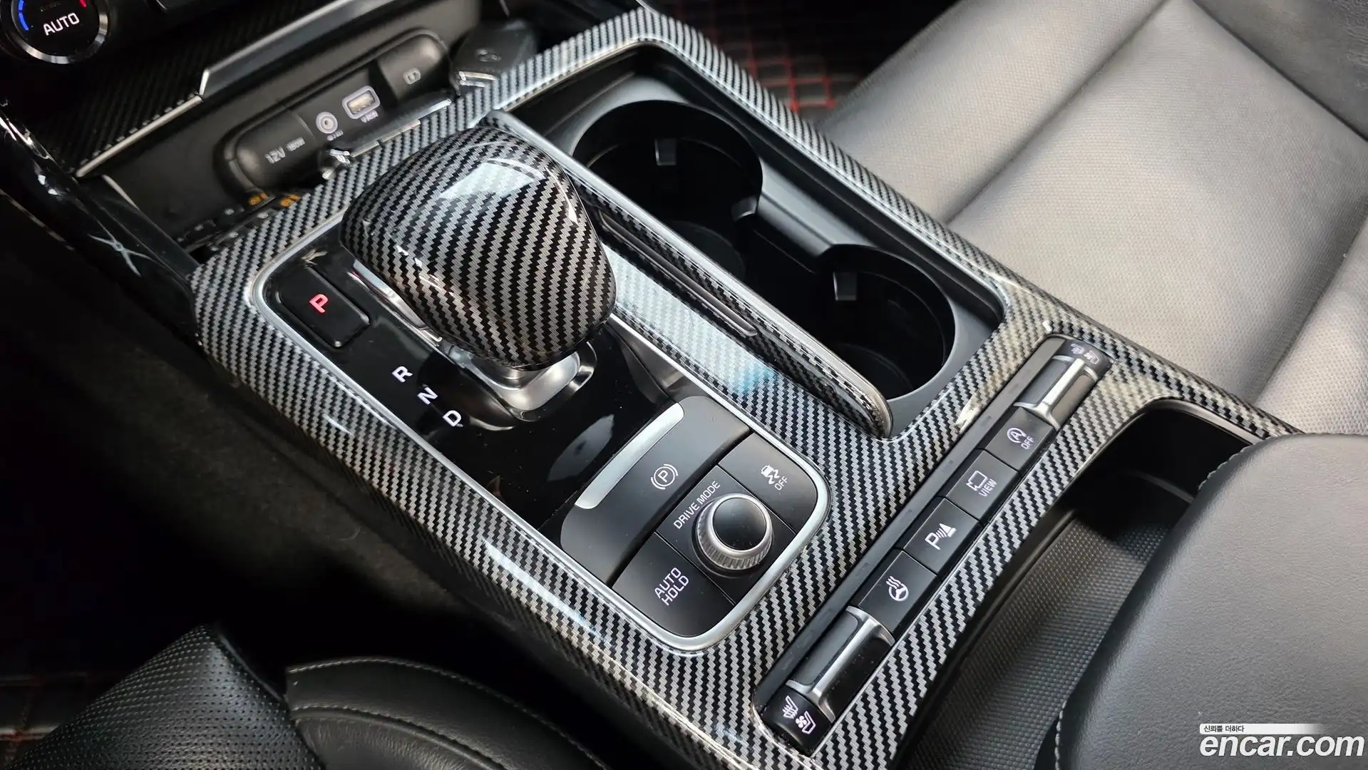Stinger Kia 2019.1-INNER-009