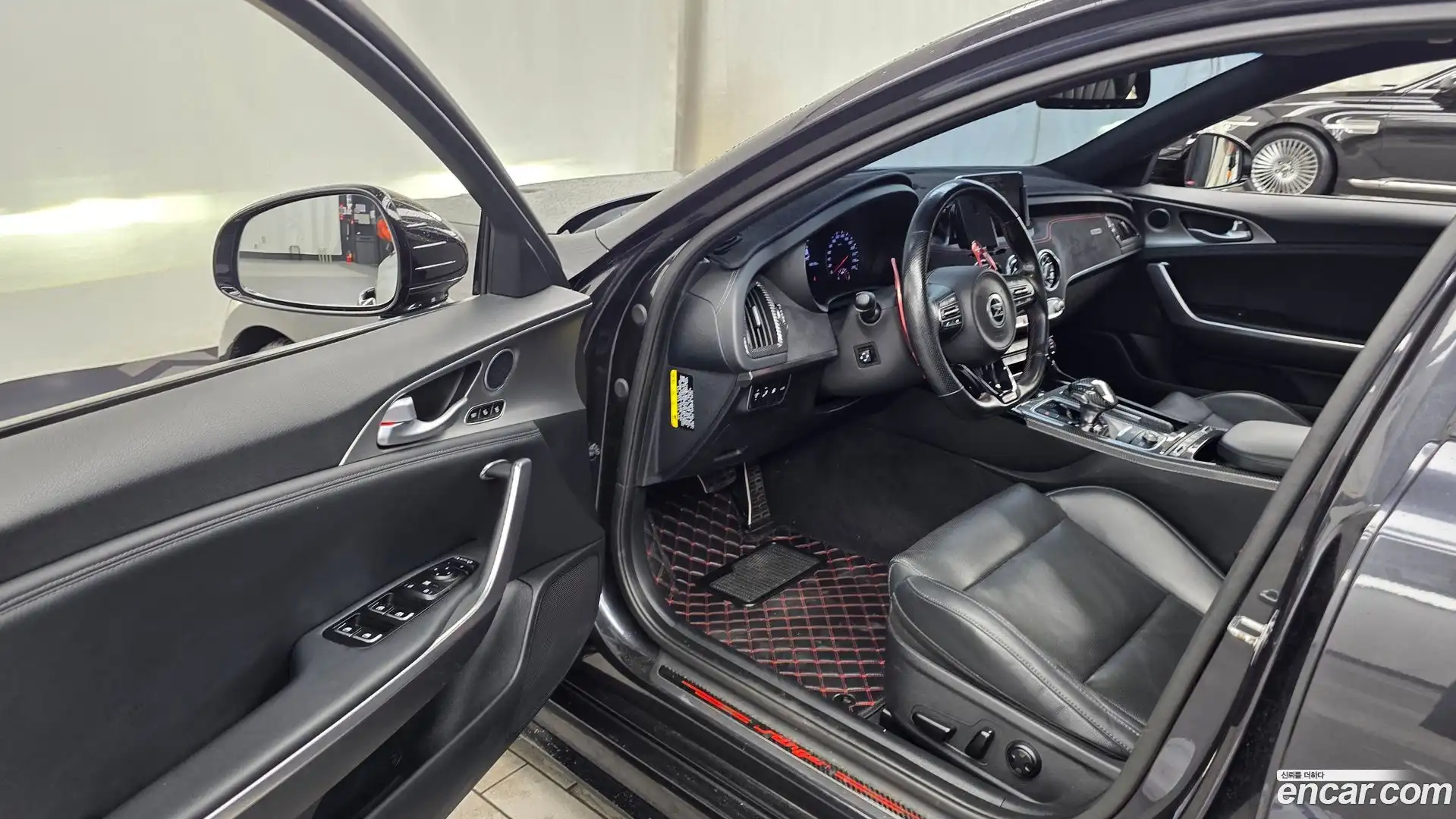 Stinger Kia 2019.1-INNER-010