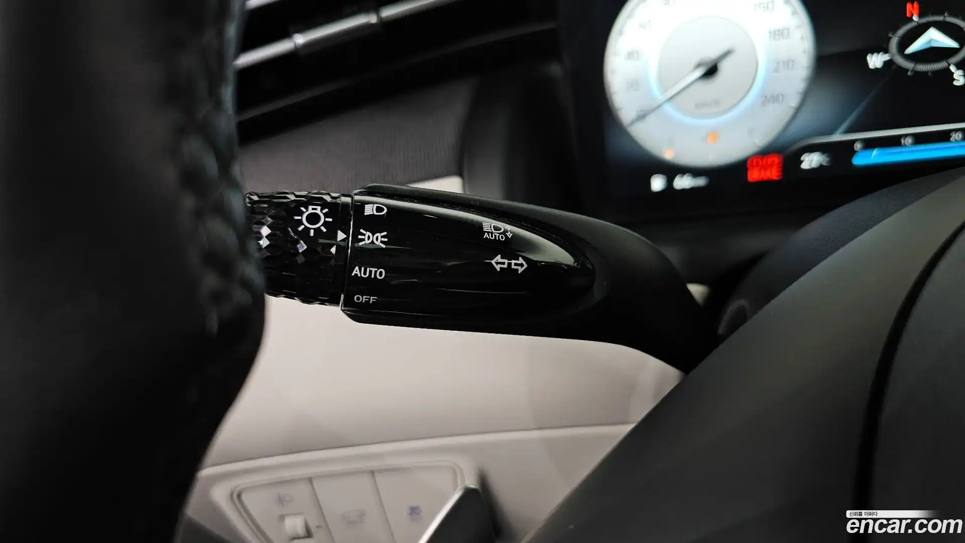 Tucson Hyundai 2023.8-OPTION-043
