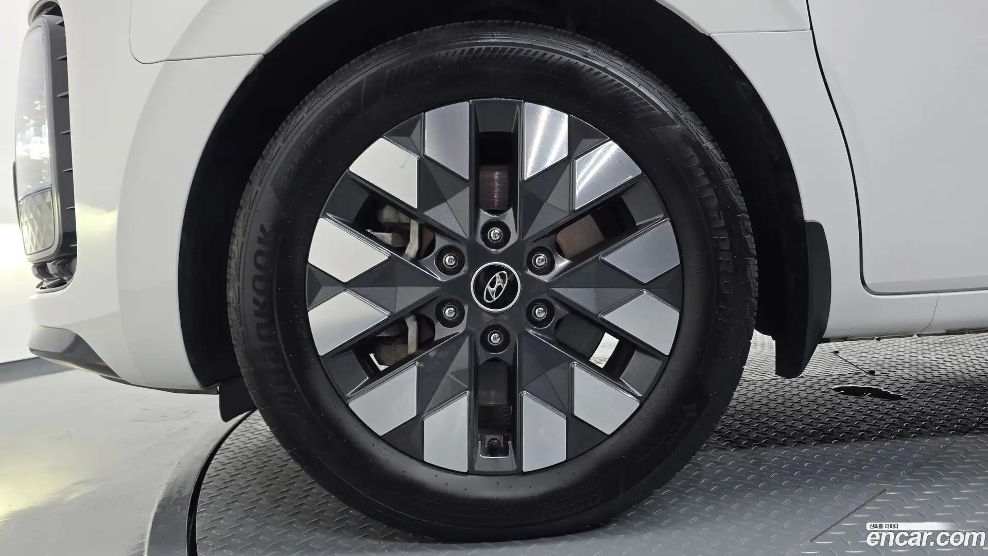 Staria Hyundai 2022.1-OUTER-005