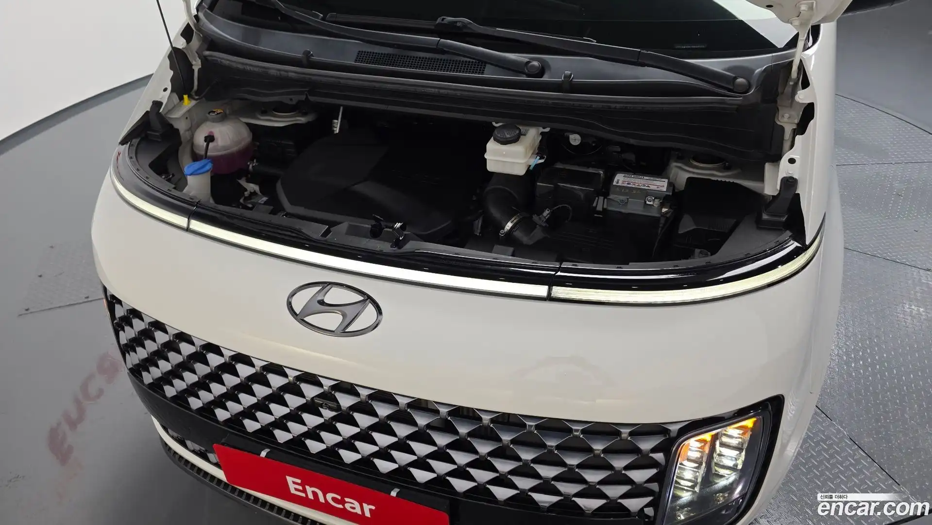 Staria Hyundai 2022.1-OUTER-006