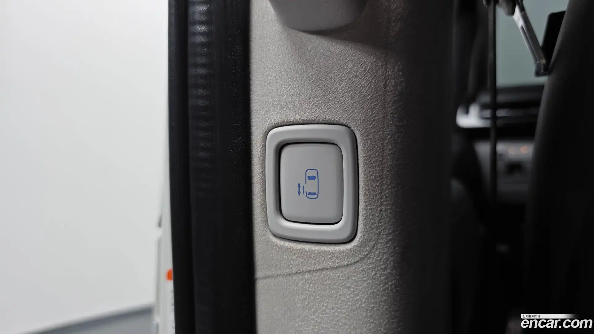 Staria Hyundai 2022.1-OPTION-023