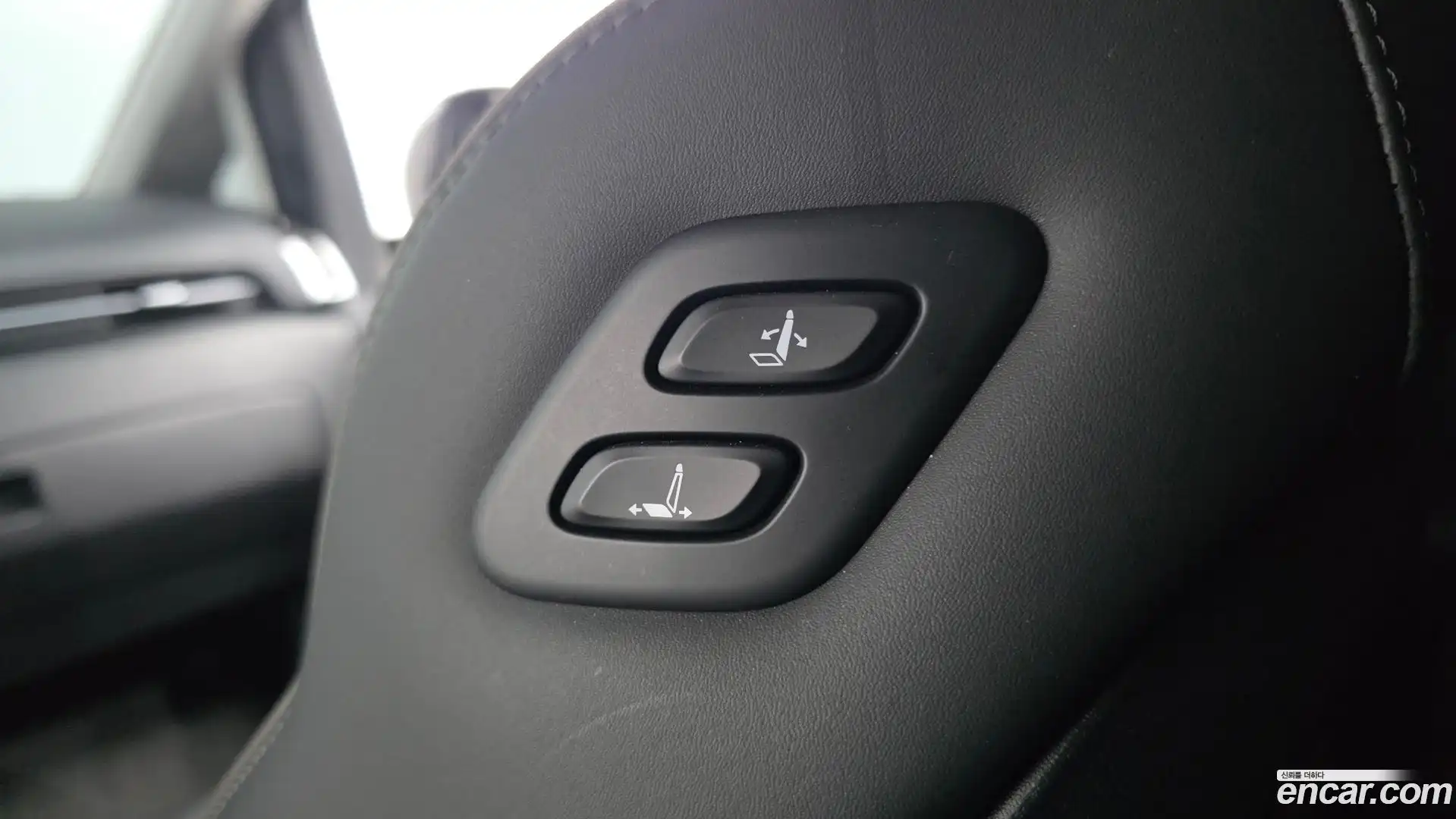 Staria Hyundai 2022.1-OPTION-024