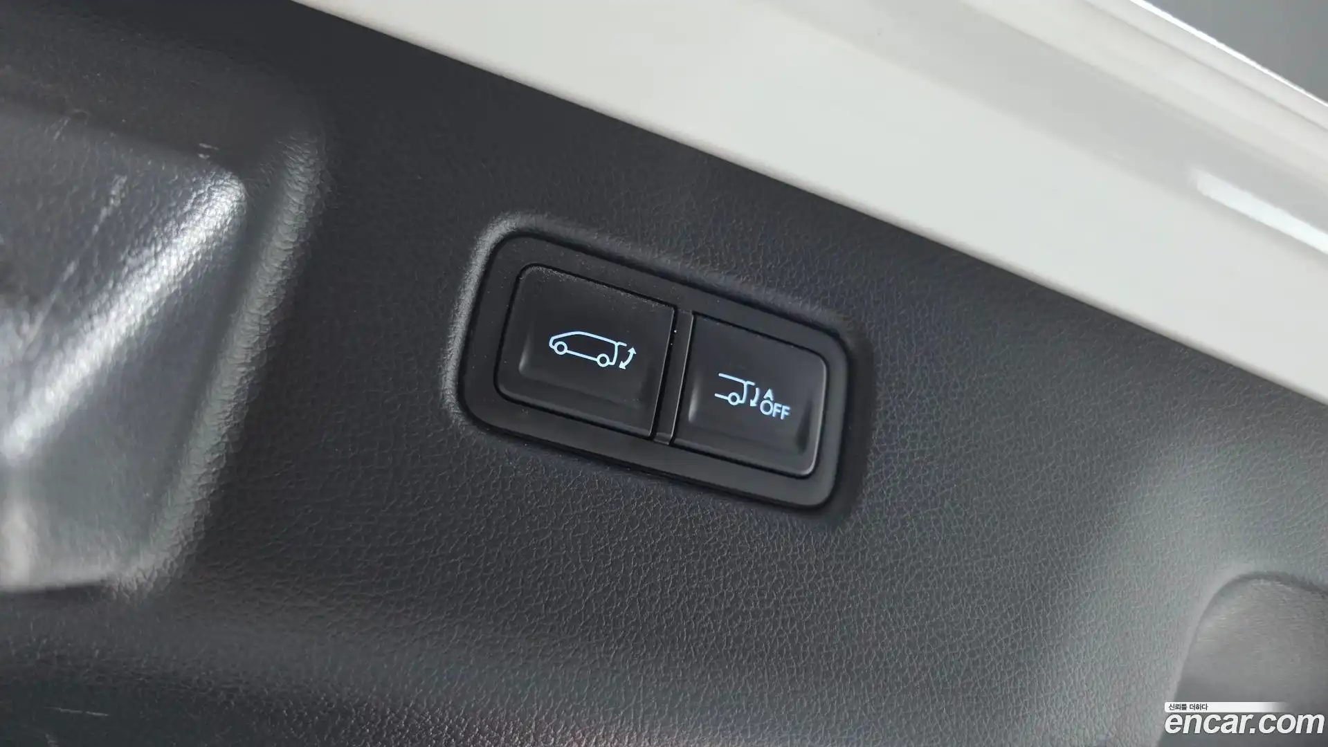 Staria Hyundai 2022.1-OPTION-044