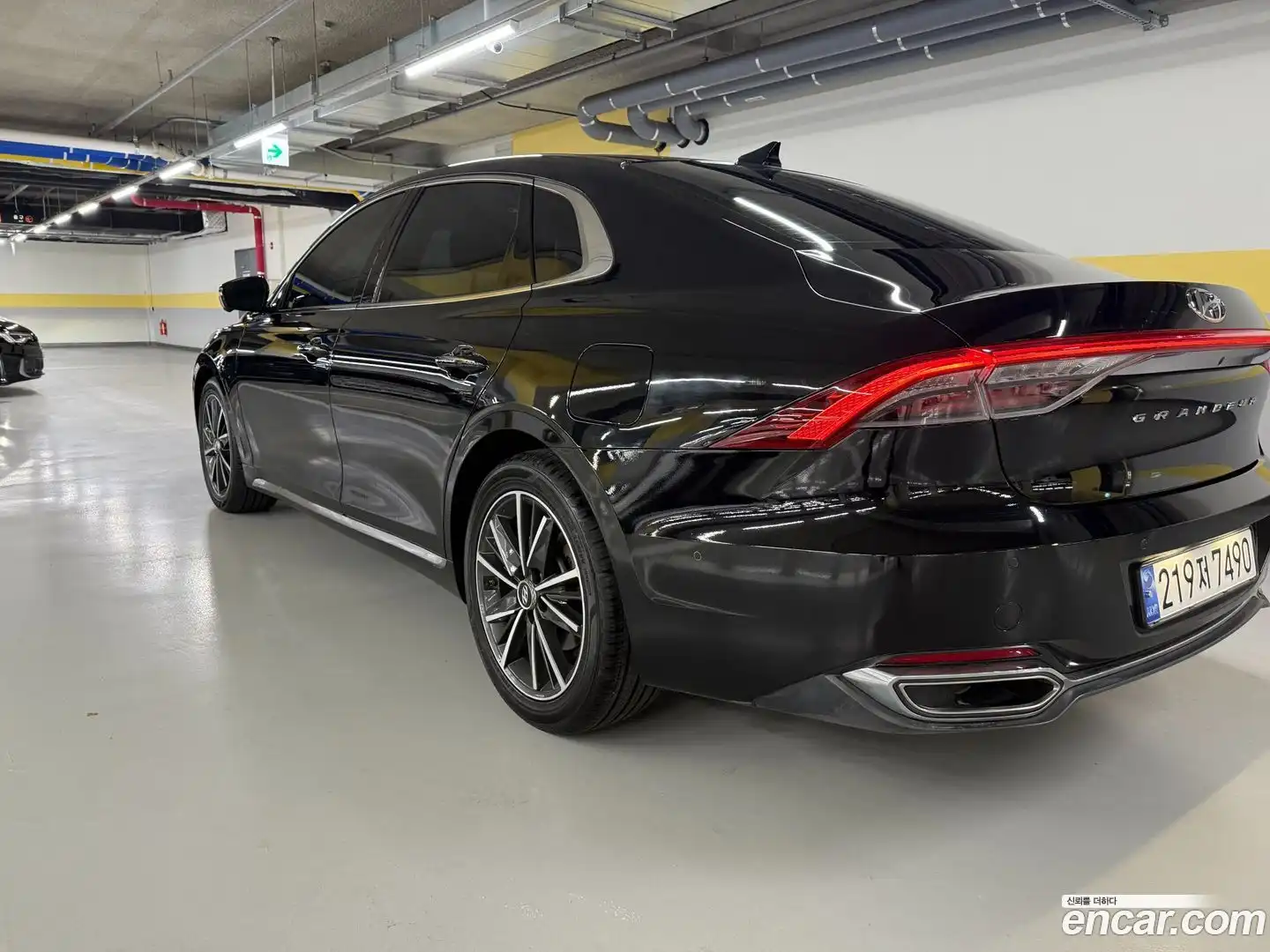 Grandeur Hyundai 2022.3-OUTER-002