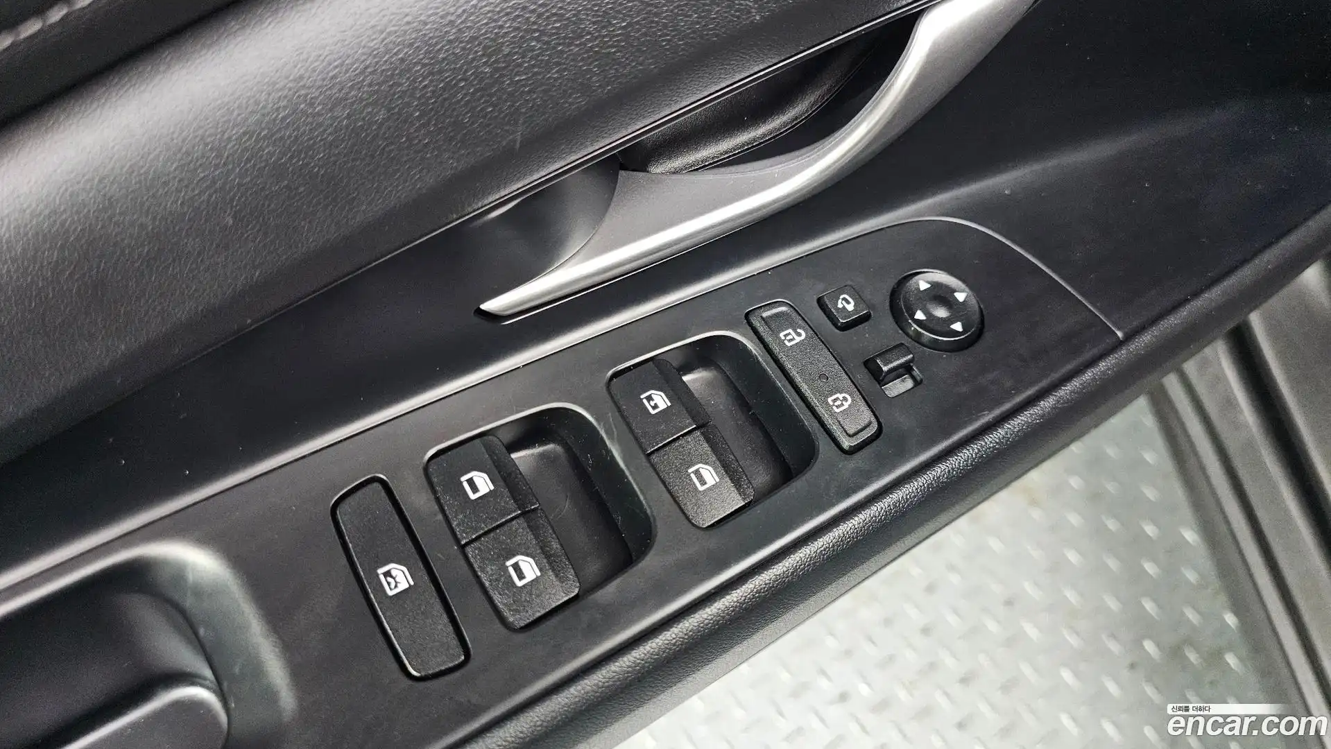 AVANTE Hyundai 2021.4-OPTION-040