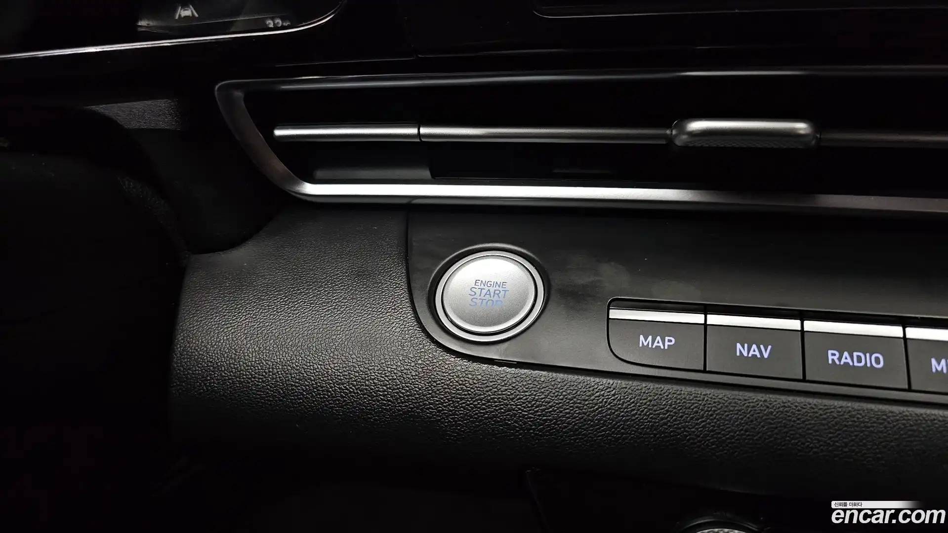 AVANTE Hyundai 2021.4-OPTION-043
