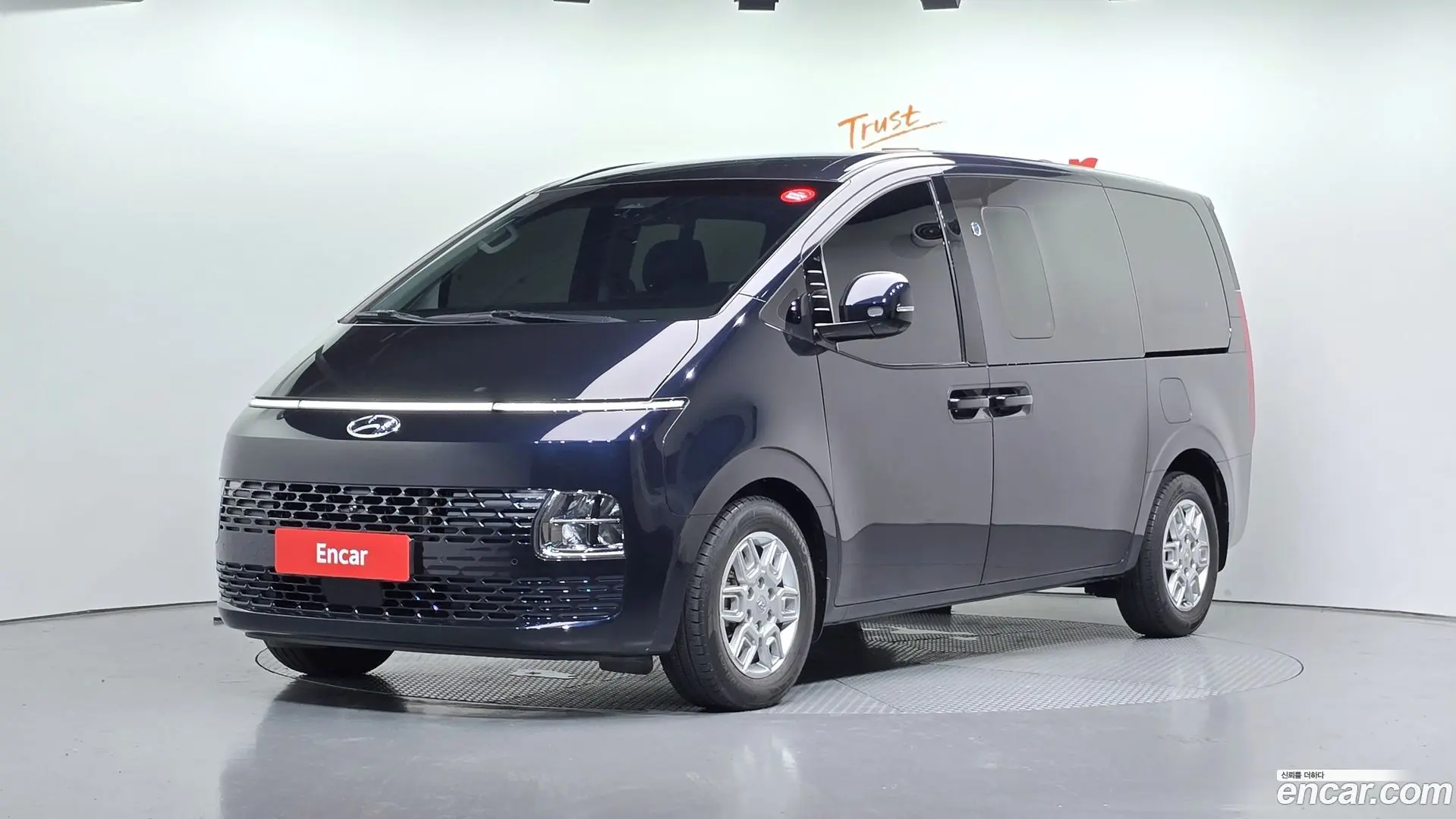 Main__Slider__Photo:Staria Hyundai 2022.1-0
