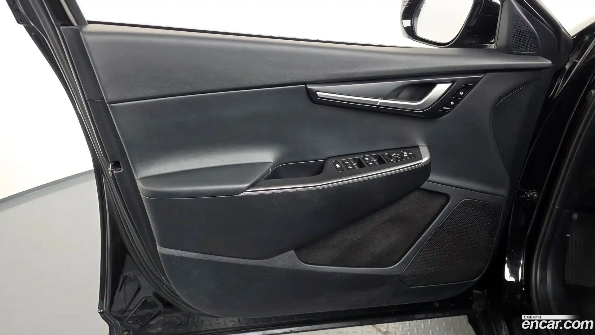EV6 Kia 2021.11-INNER-034
