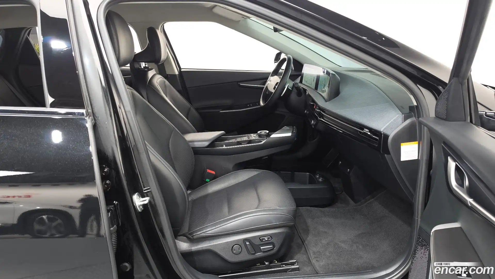 EV6 Kia 2021.11-INNER-036