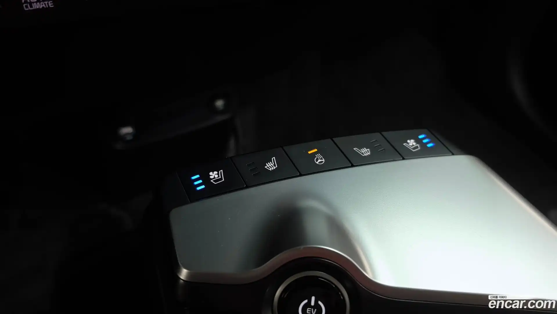 EV6 Kia 2021.11-OPTION-044