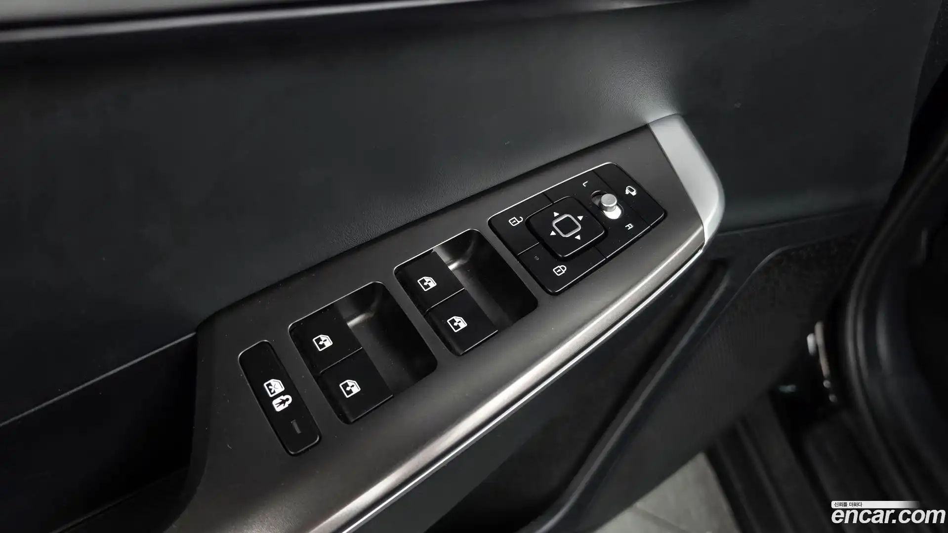 EV6 Kia 2021.11-OPTION-051