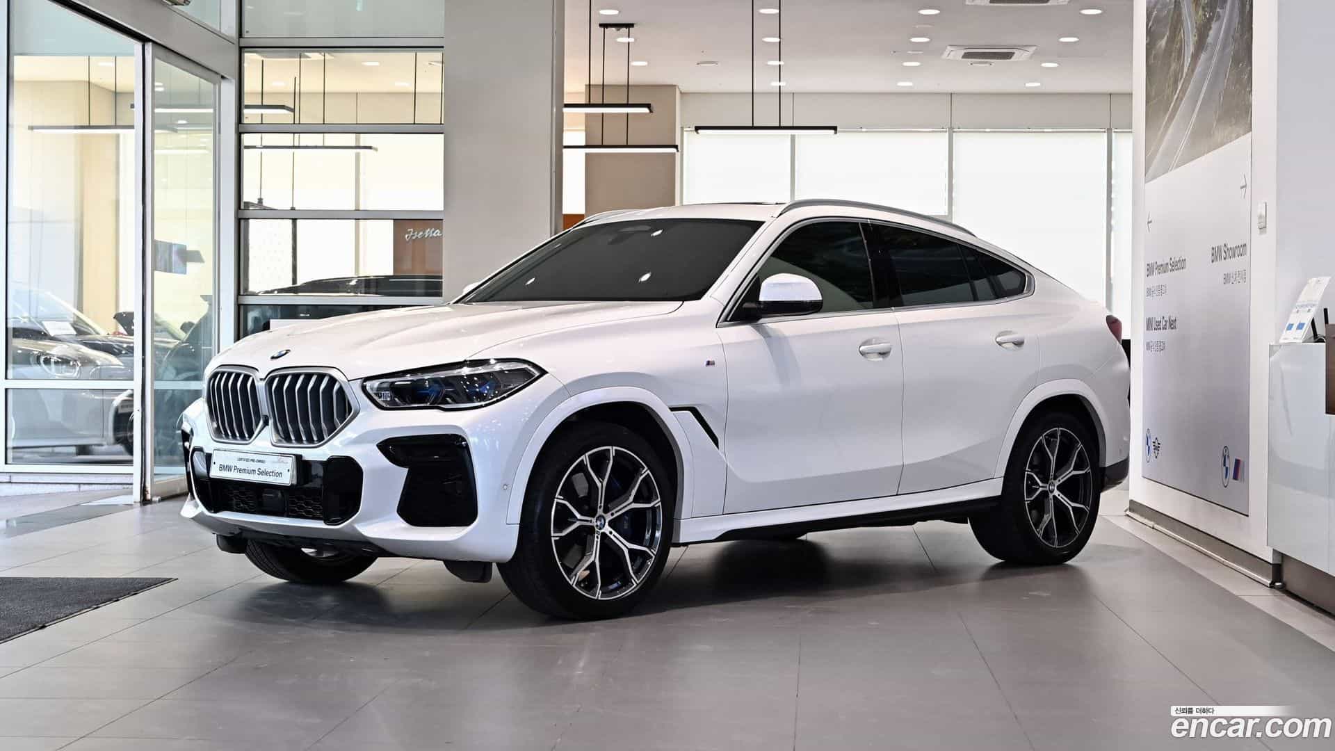 X6 BMW 2022.6-OUTER-001