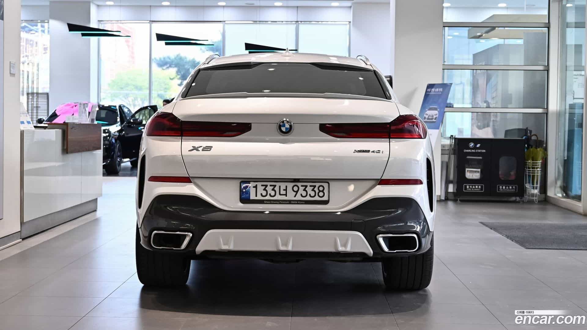 X6 BMW 2022.6-OUTER-004