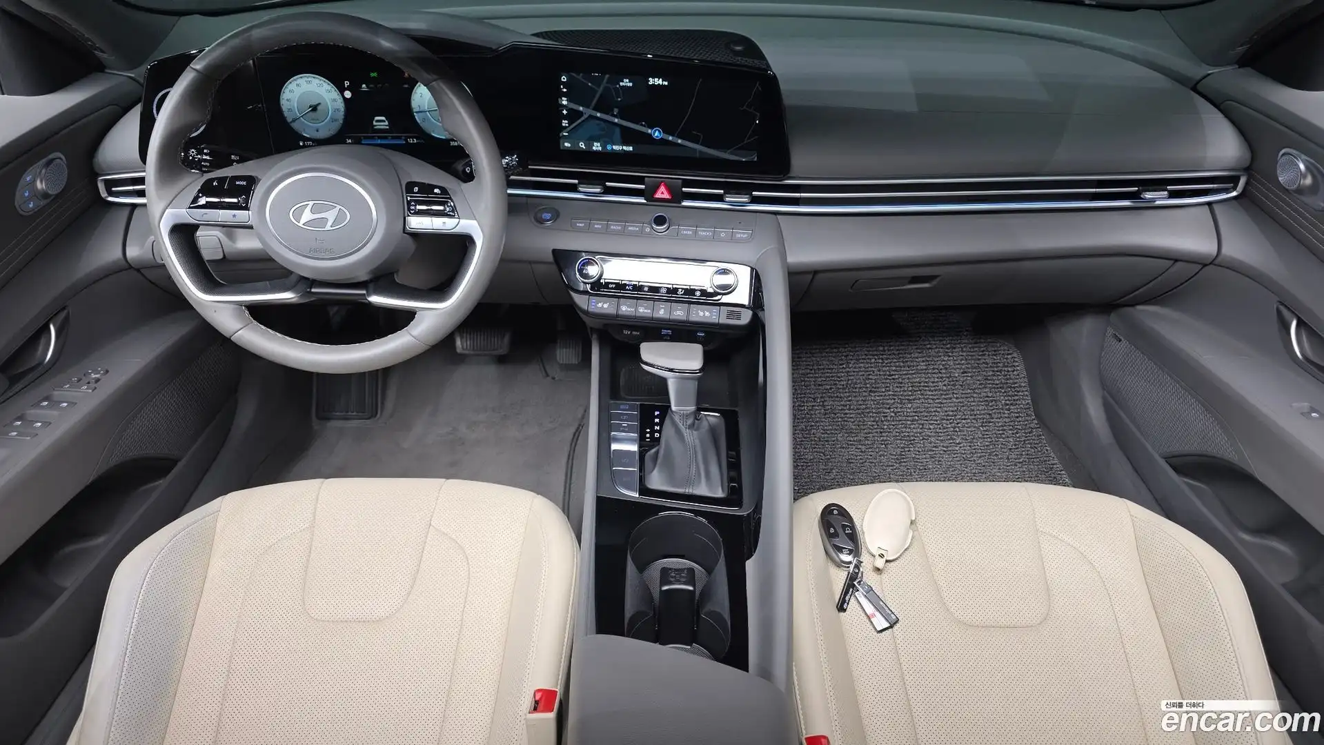 AVANTE Hyundai 2023.10-INNER-007