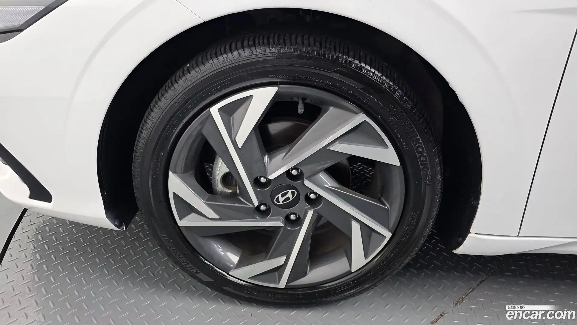 AVANTE Hyundai 2024.6-OUTER-005