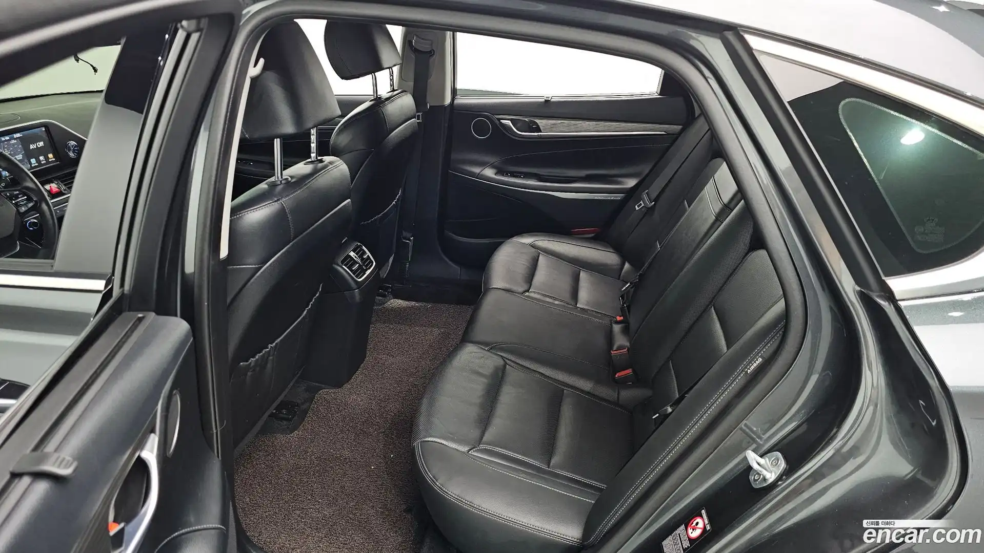 Grandeur Hyundai 2019.9-OPTION-015