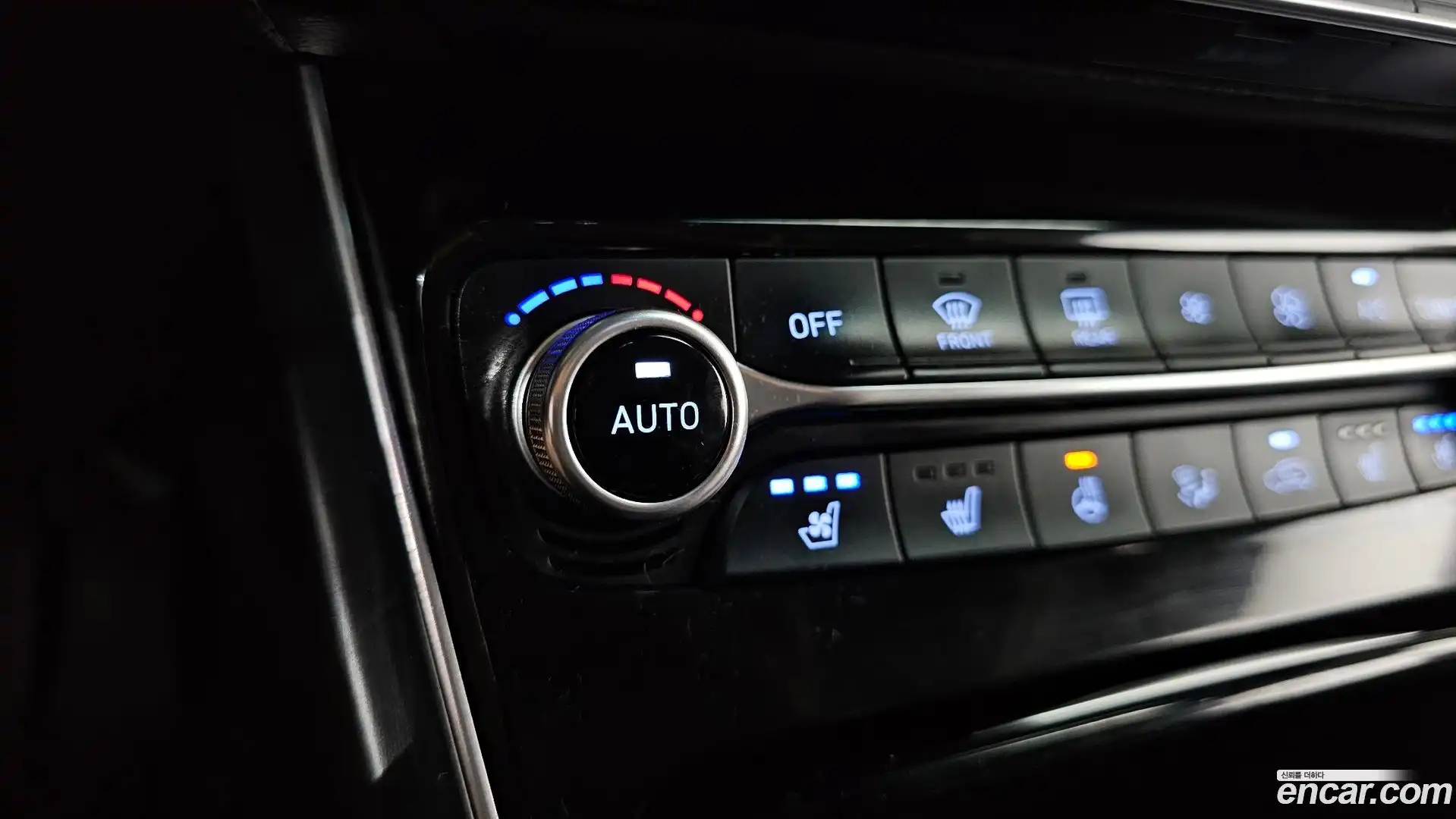 Grandeur Hyundai 2019.9-OPTION-040