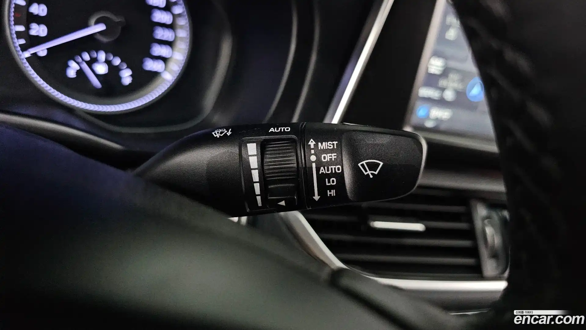 Grandeur Hyundai 2019.9-OPTION-041