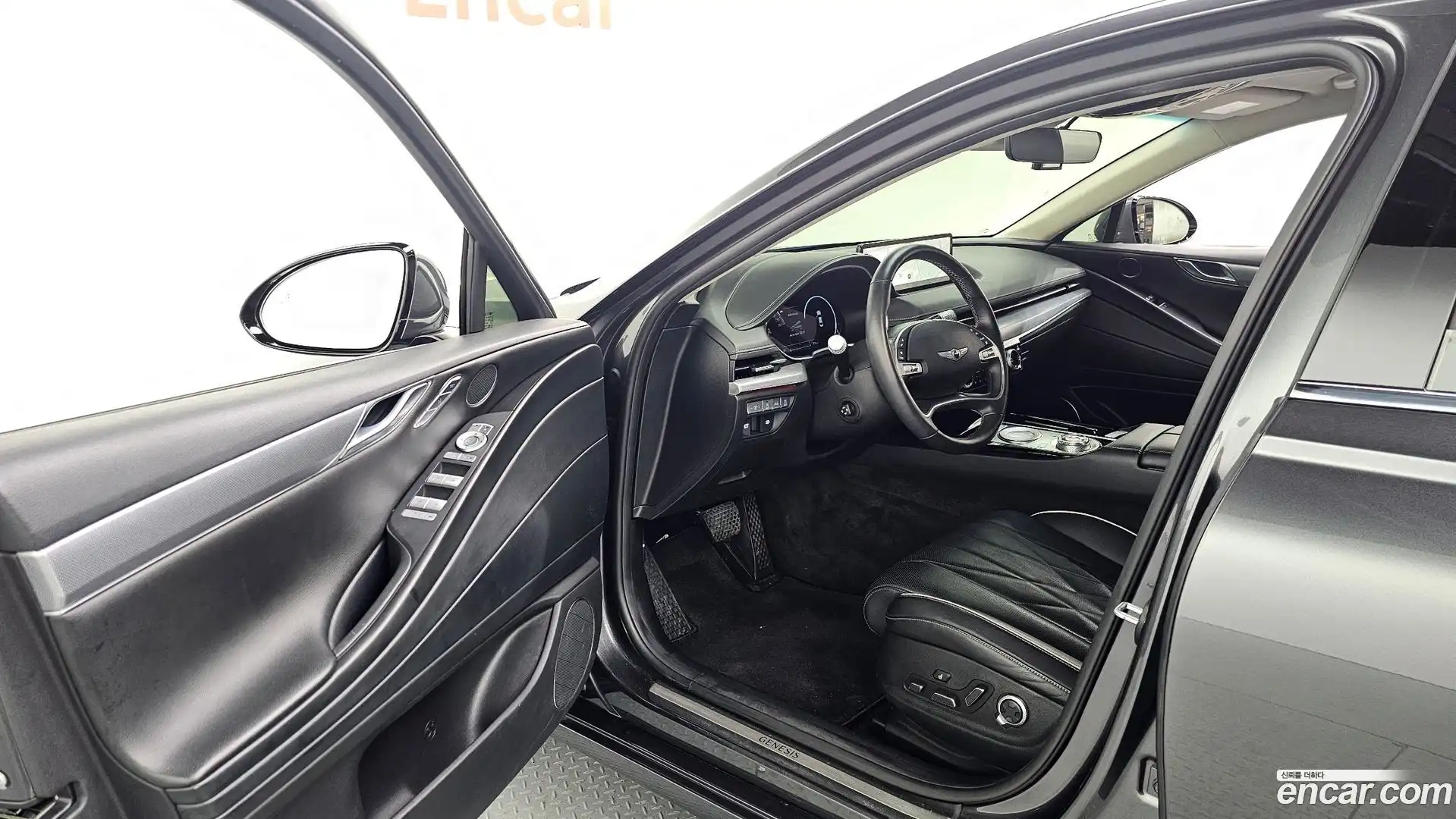 G80 Genesis 2021.2-INNER-010