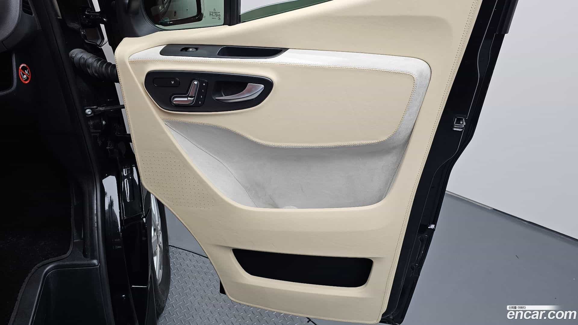 Sprinter Mercedes-Benz 2021.3-INNER-035