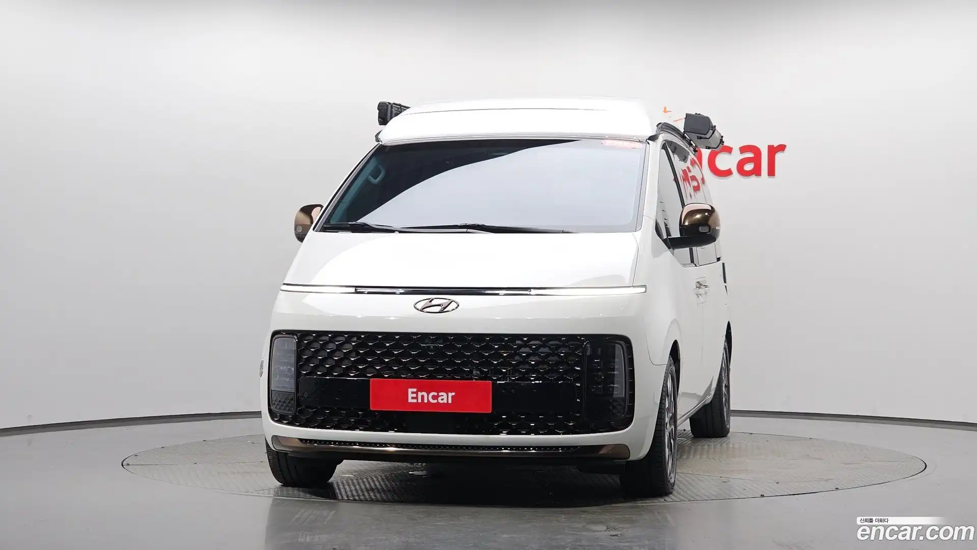 Staria Hyundai 2023.0-OUTER-003