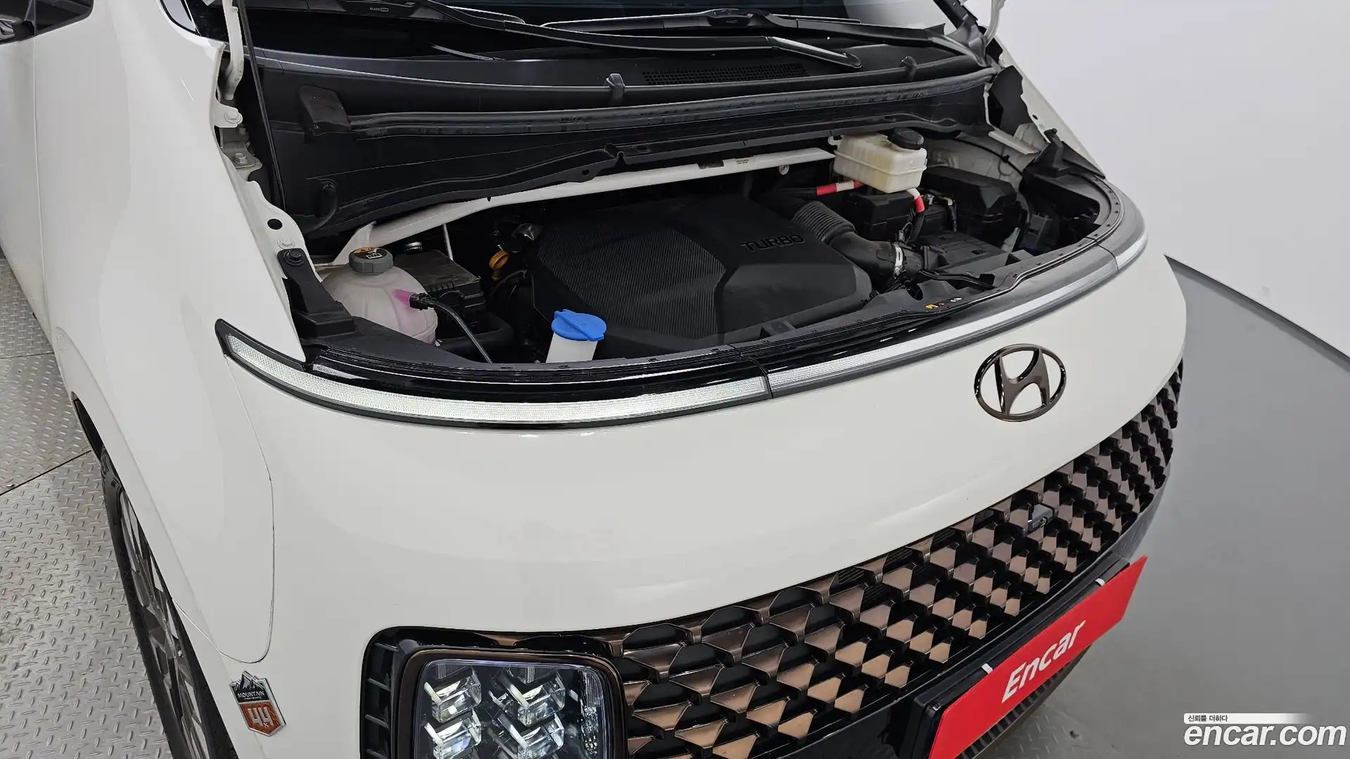 Staria Hyundai 2023.0-OUTER-006