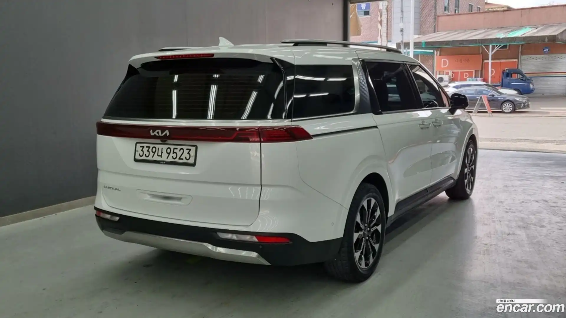 Canival Kia 2022.1-OUTER-002