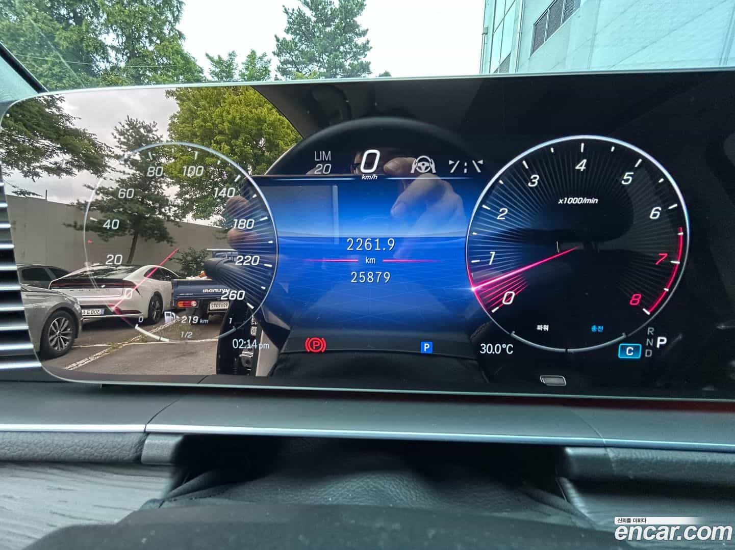 GLE-Class Mercedes-Benz 2024.7-INNER-007