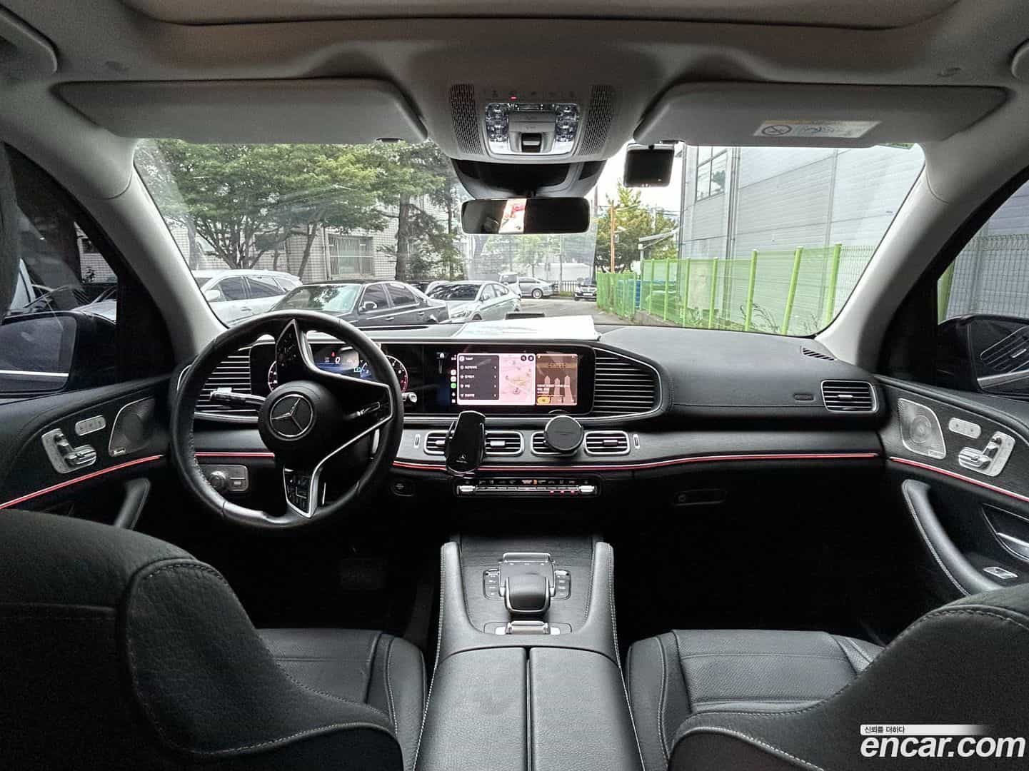 GLE-Class Mercedes-Benz 2024.7-INNER-010