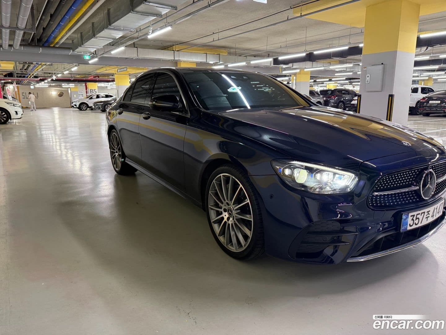 Main__Slider__Photo:E-Class Mercedes-Benz 2021.2-0